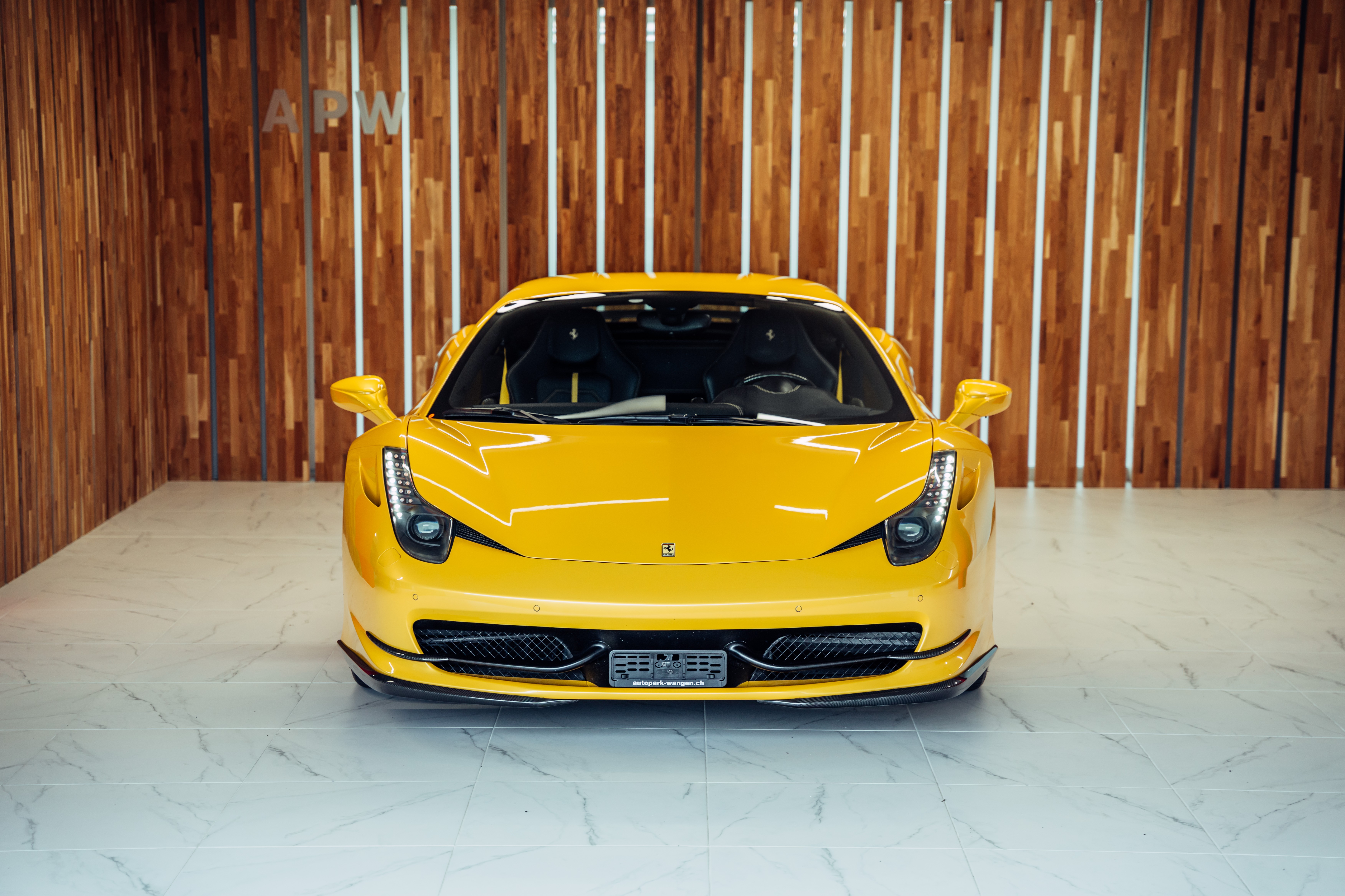 FERRARI 458 Italia 4.5 V8