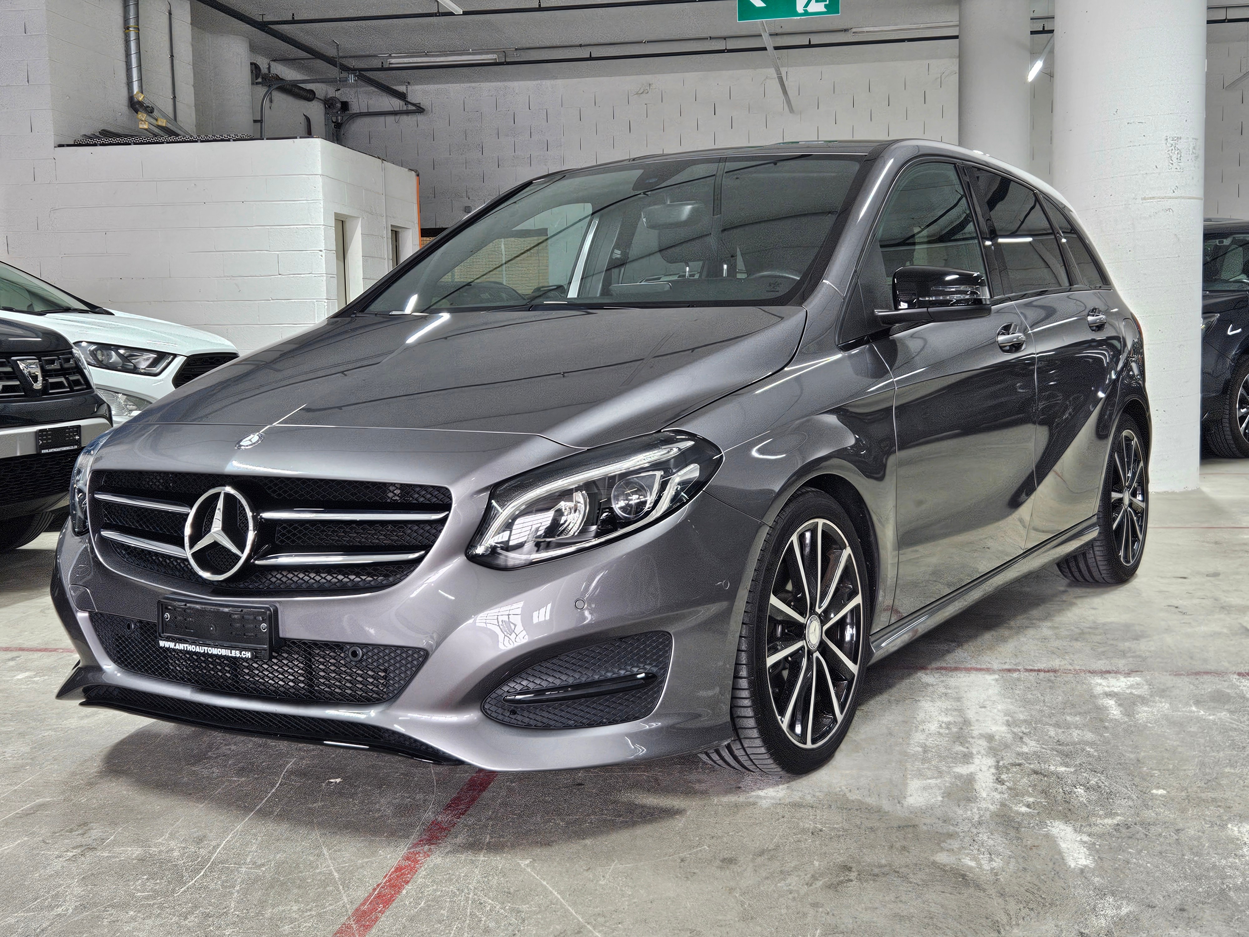 MERCEDES-BENZ B 200 AMG Line 7G-DCT