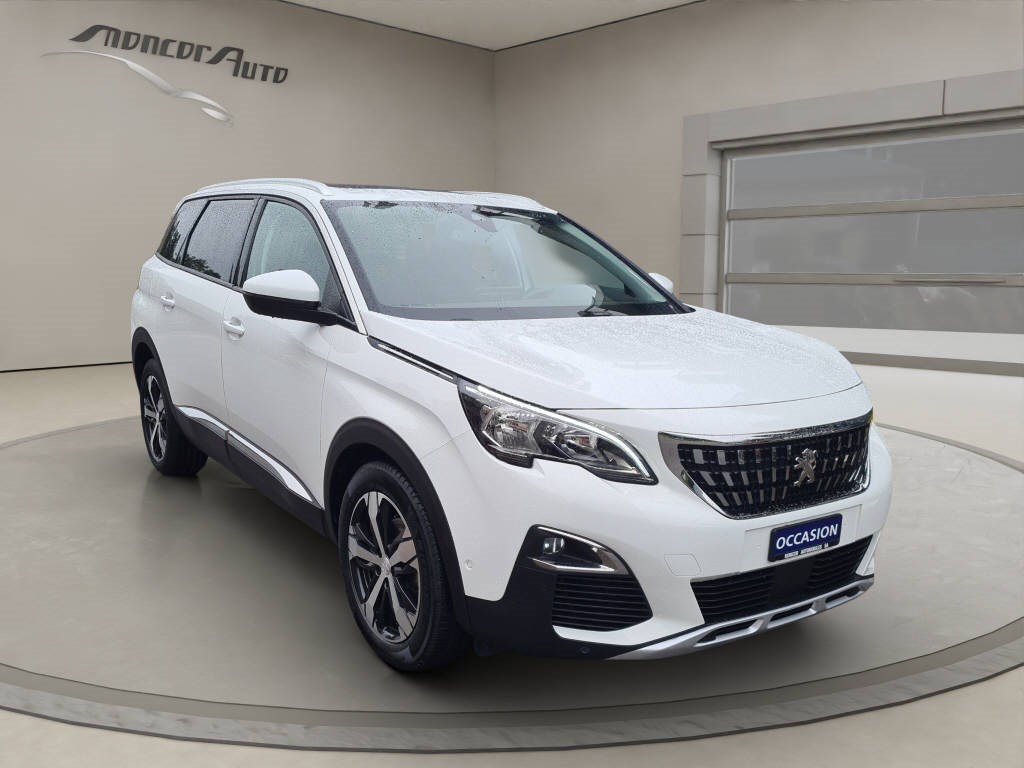 PEUGEOT 5008 1.2PureTech Allure EAT8