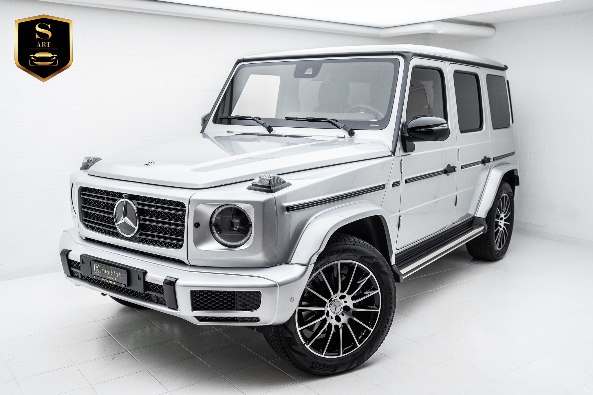 MERCEDES-BENZ G 400 d AMG Line 9G-Tronic