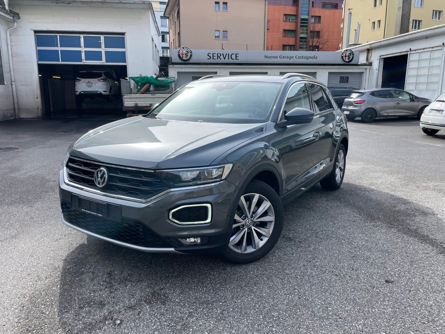 VW T-Roc 2.0 TSI Advance DSG 4Motion