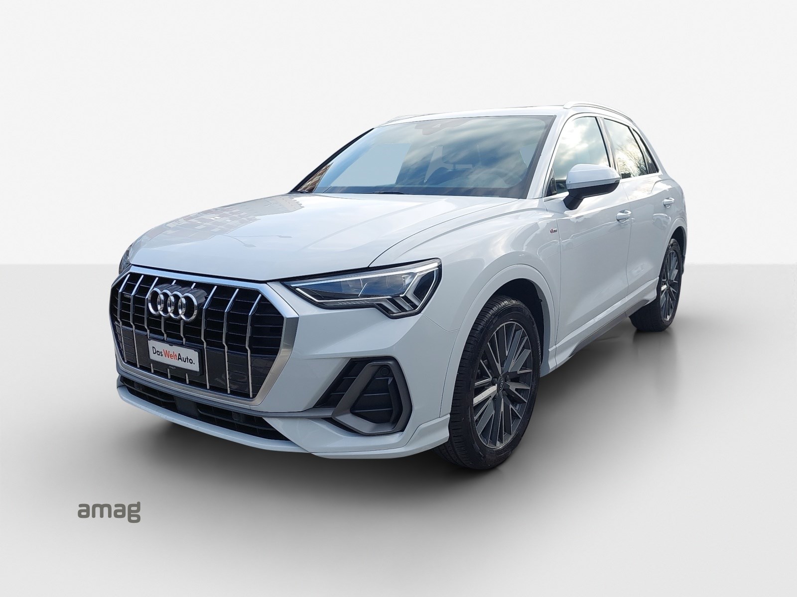 AUDI Q3 40 TFSI S line quattro S-tronic