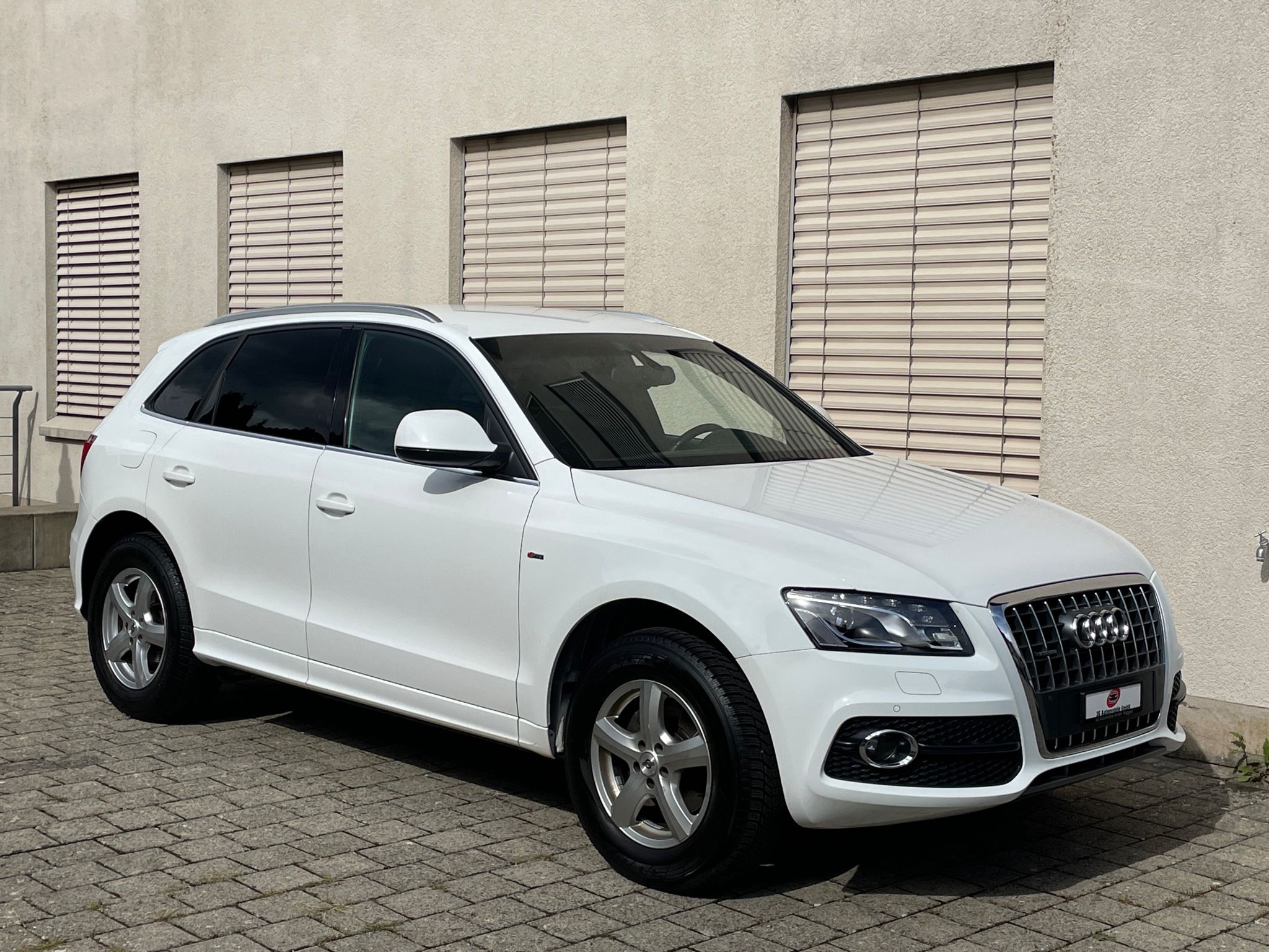 AUDI Q5 2.0 TFSI quattro S-tronic S-Line