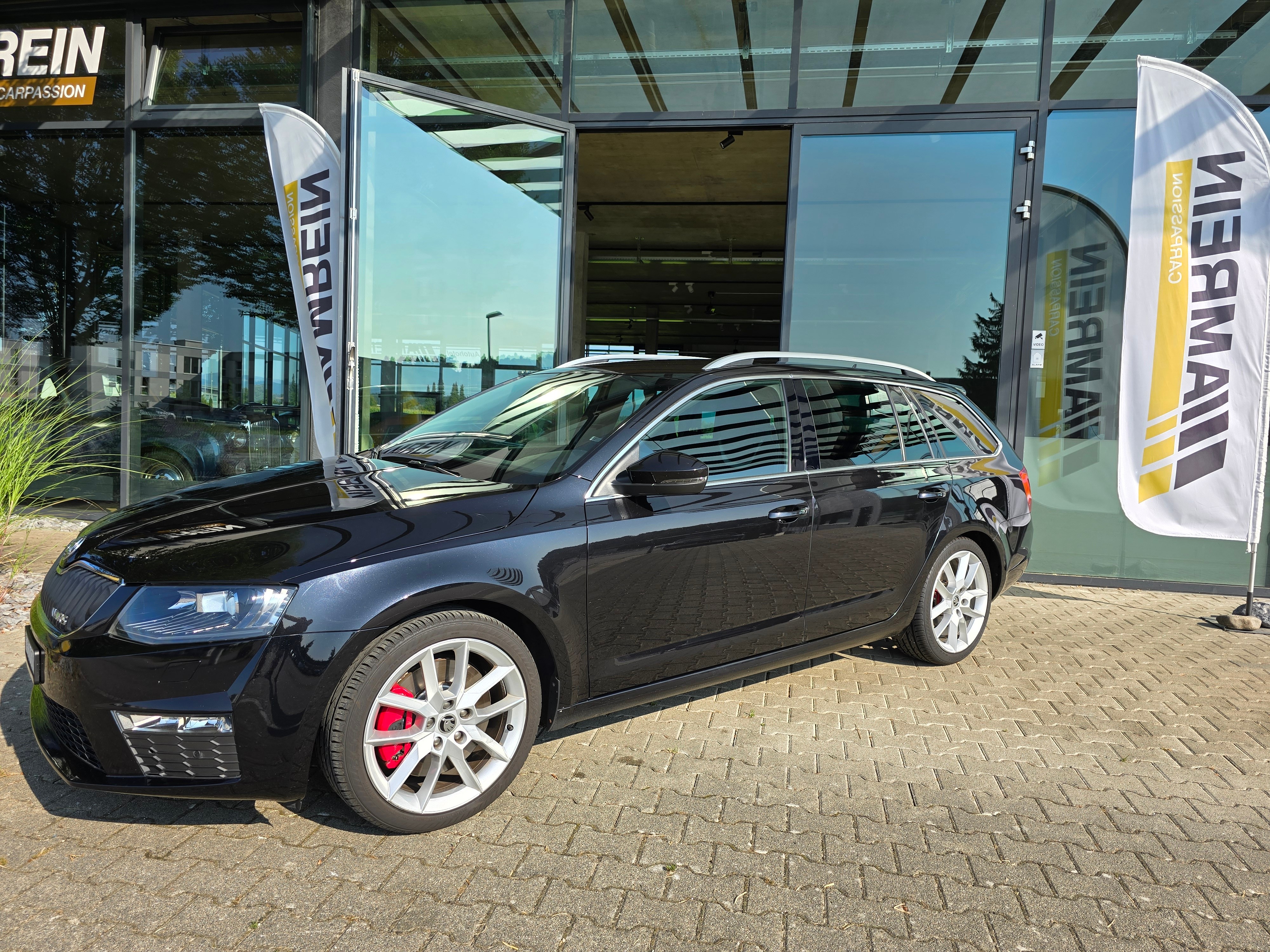 SKODA Octavia Combi 2.0 TSI RS DSG