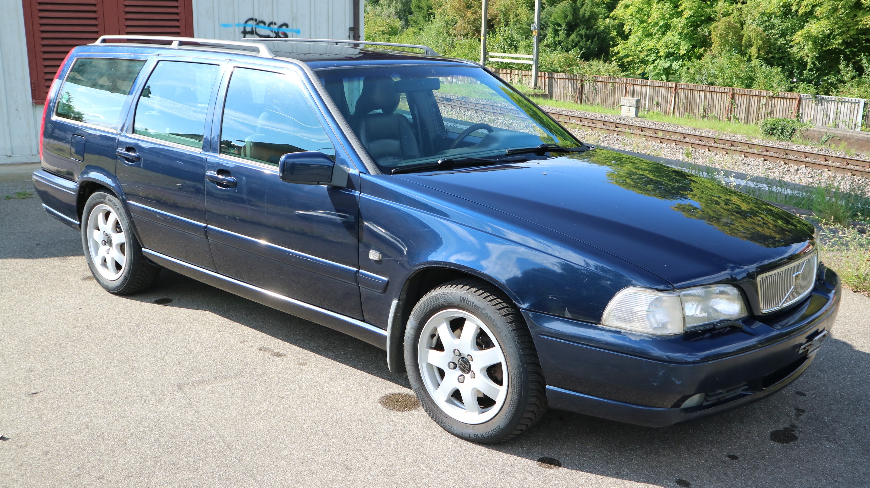 VOLVO V70 2.5 LPT