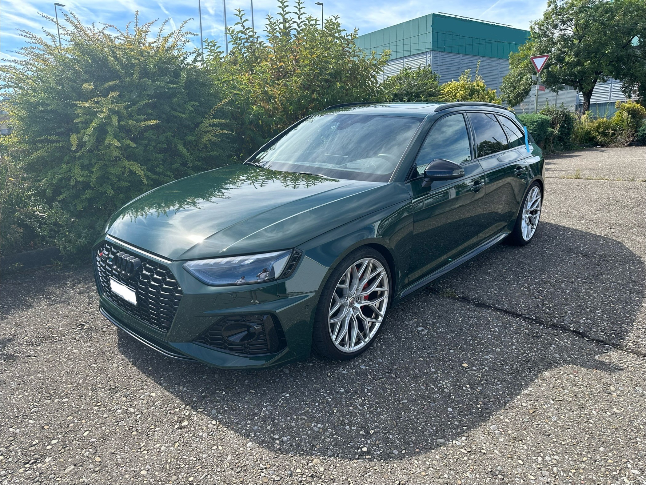 AUDI RS4 Avant quattro tiptronic