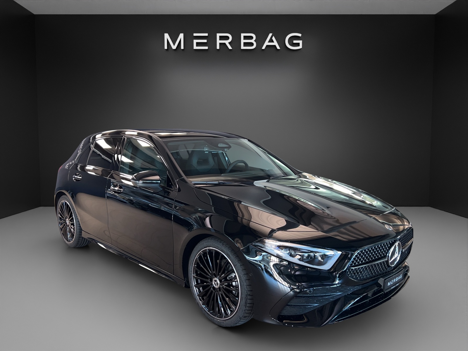 MERCEDES-BENZ A 180 Night Star 7G AMG Line