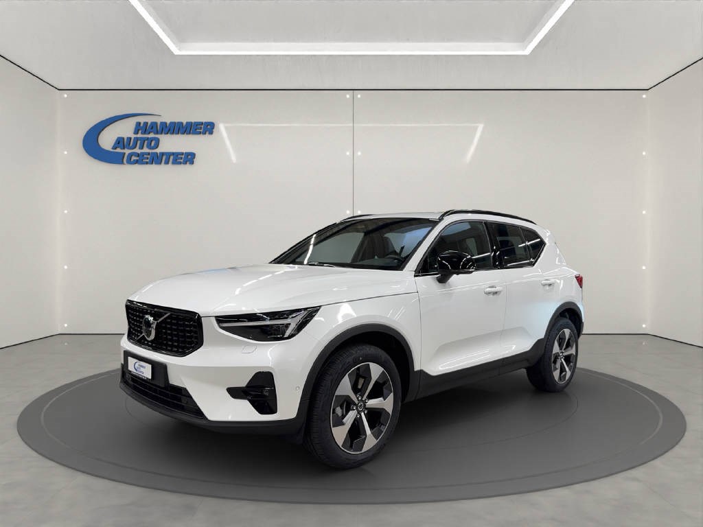 VOLVO XC40 2.0 B4 MH Ultra Dark