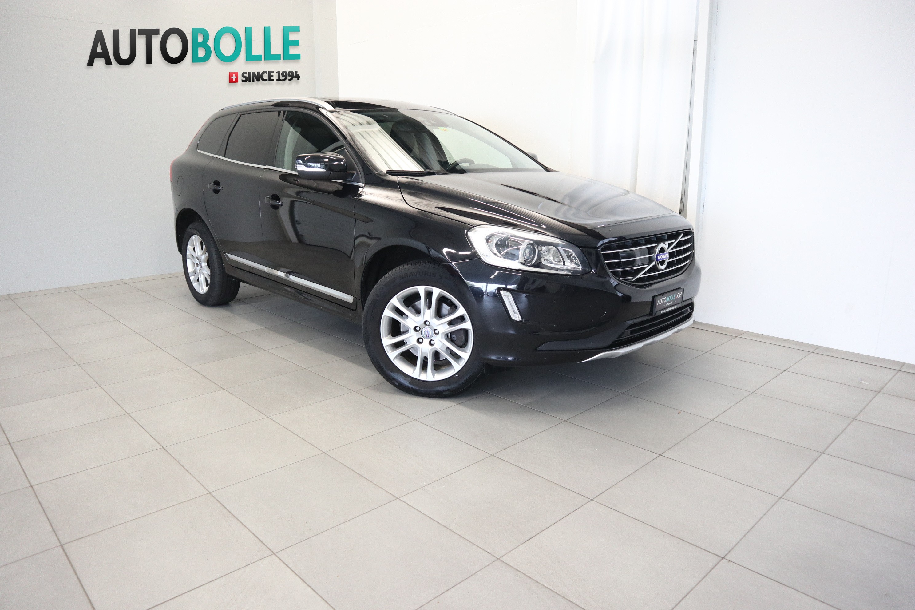 VOLVO XC60 T5 Summum Geartronic