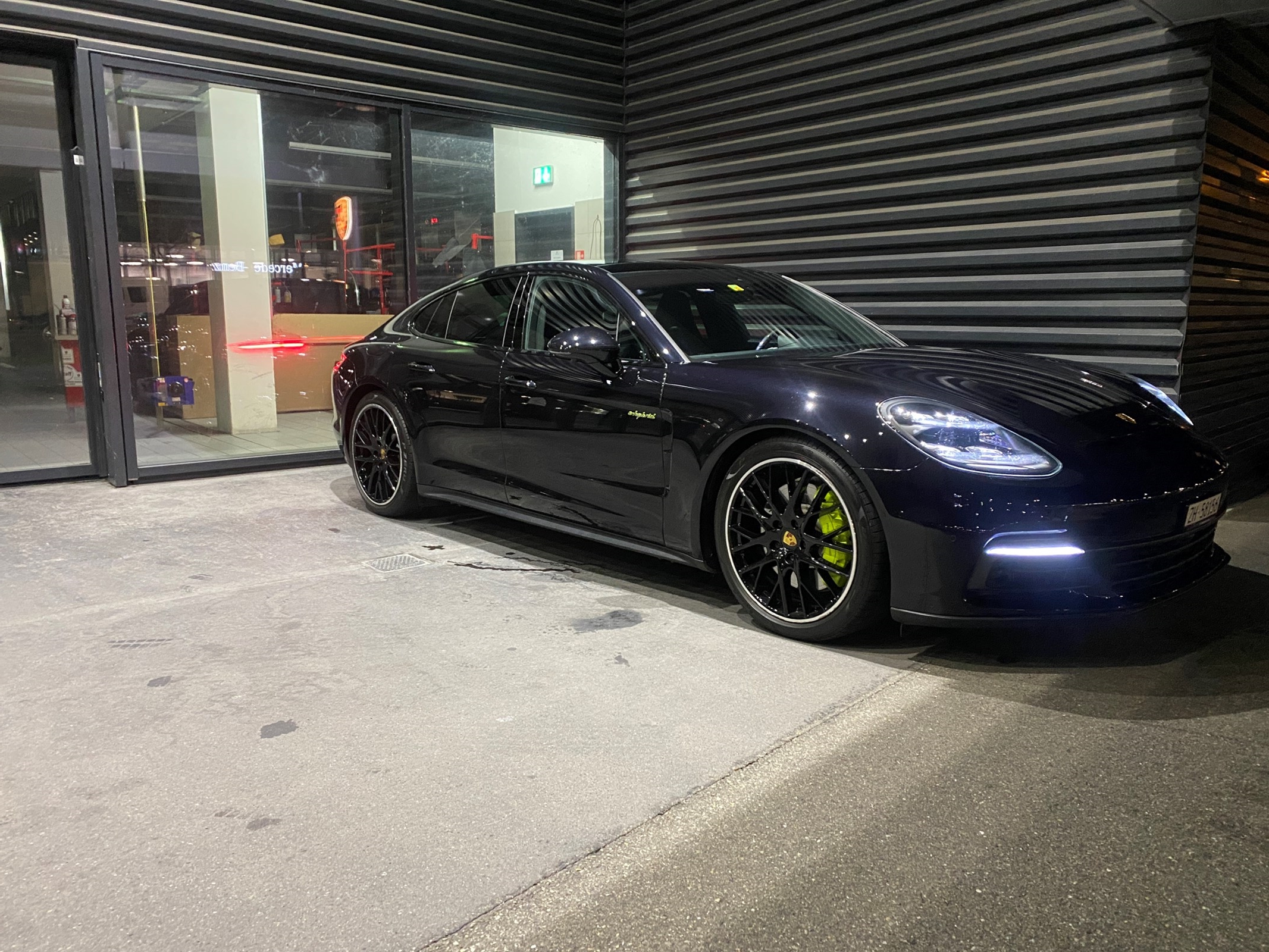 PORSCHE Panamera 4 E-Hybrid PDK