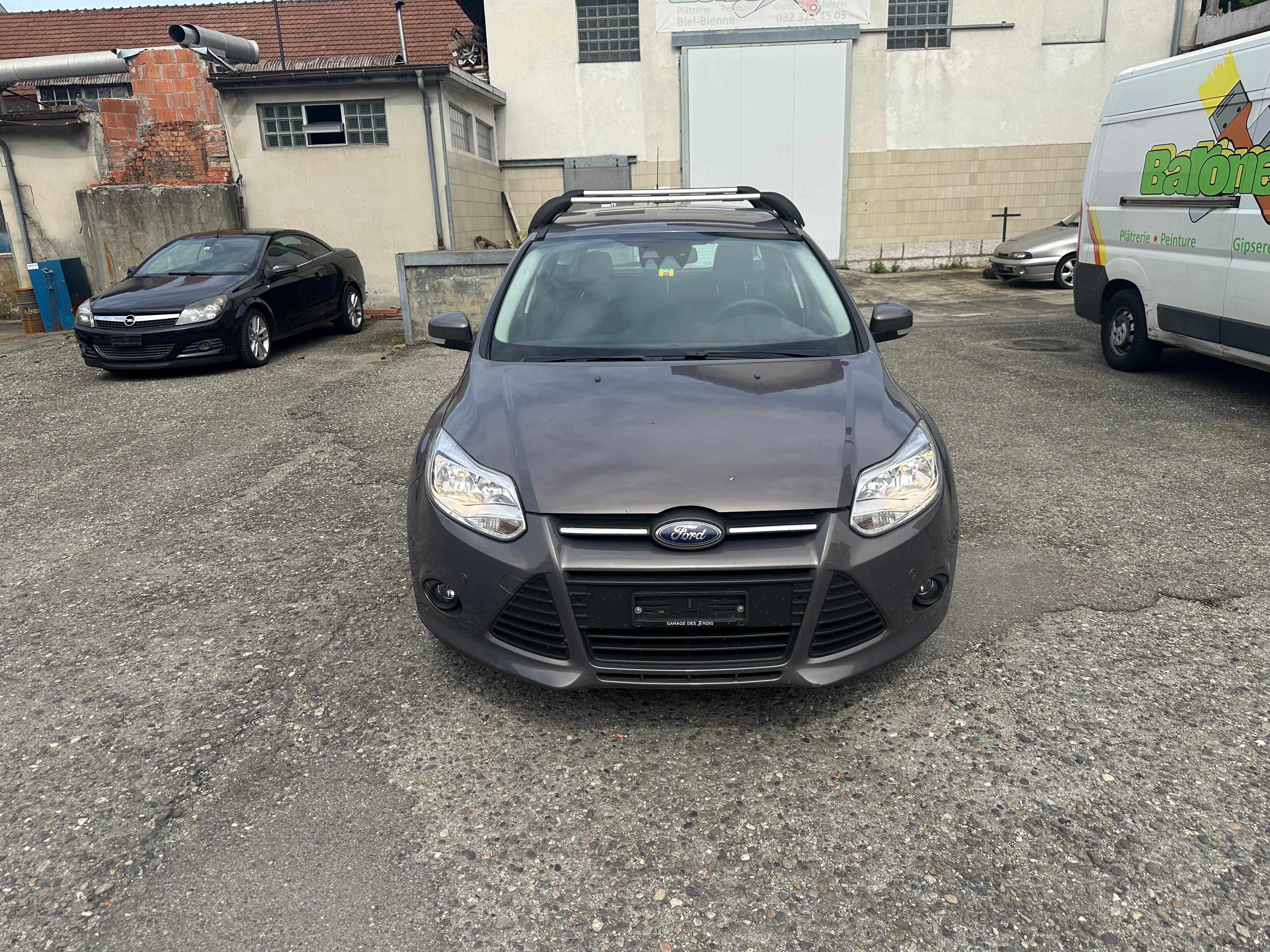 FORD Focus 1.0 SCTi Carving