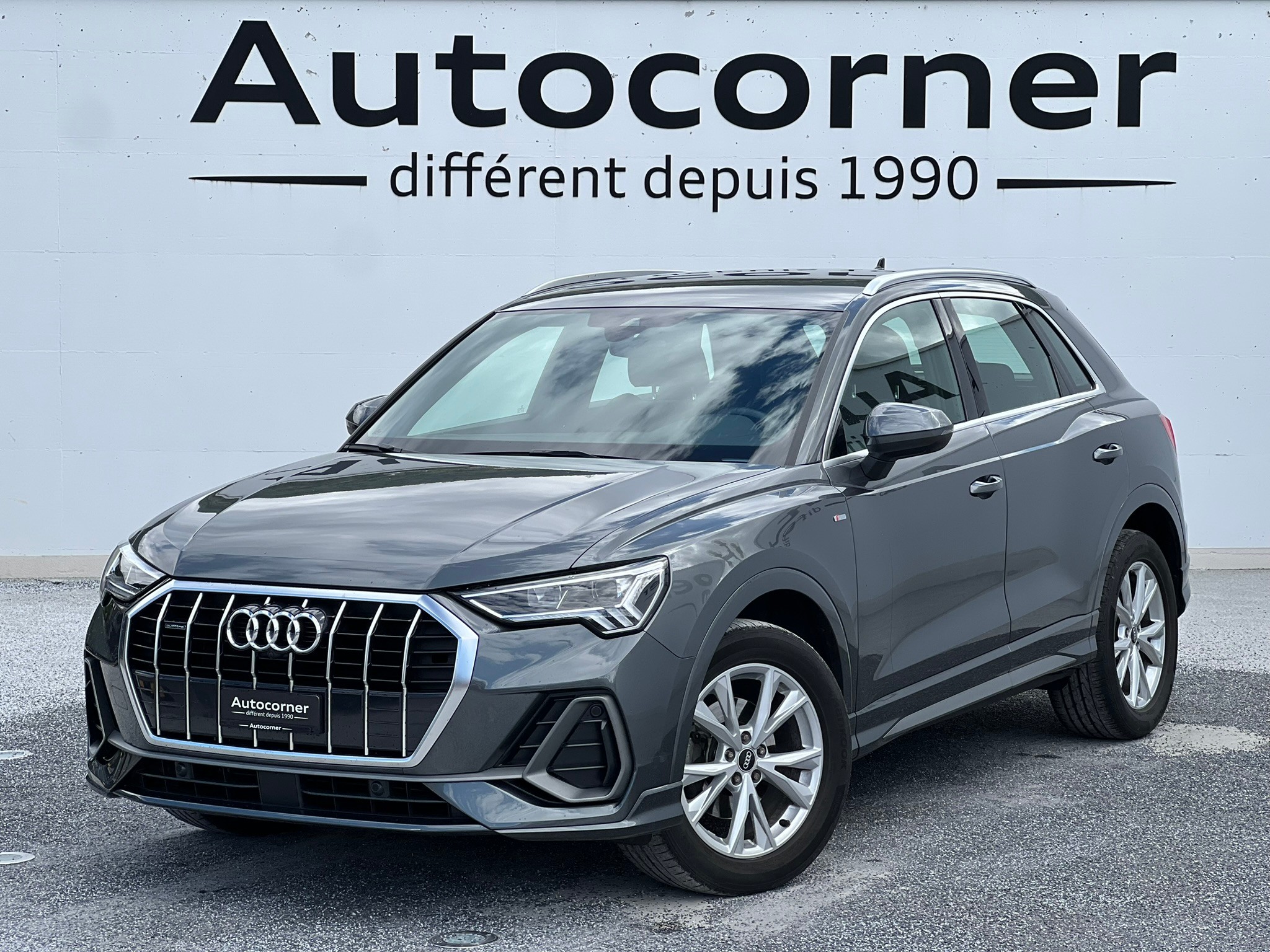 AUDI Q3 35 TDI S line Attraction quattro S-tronic