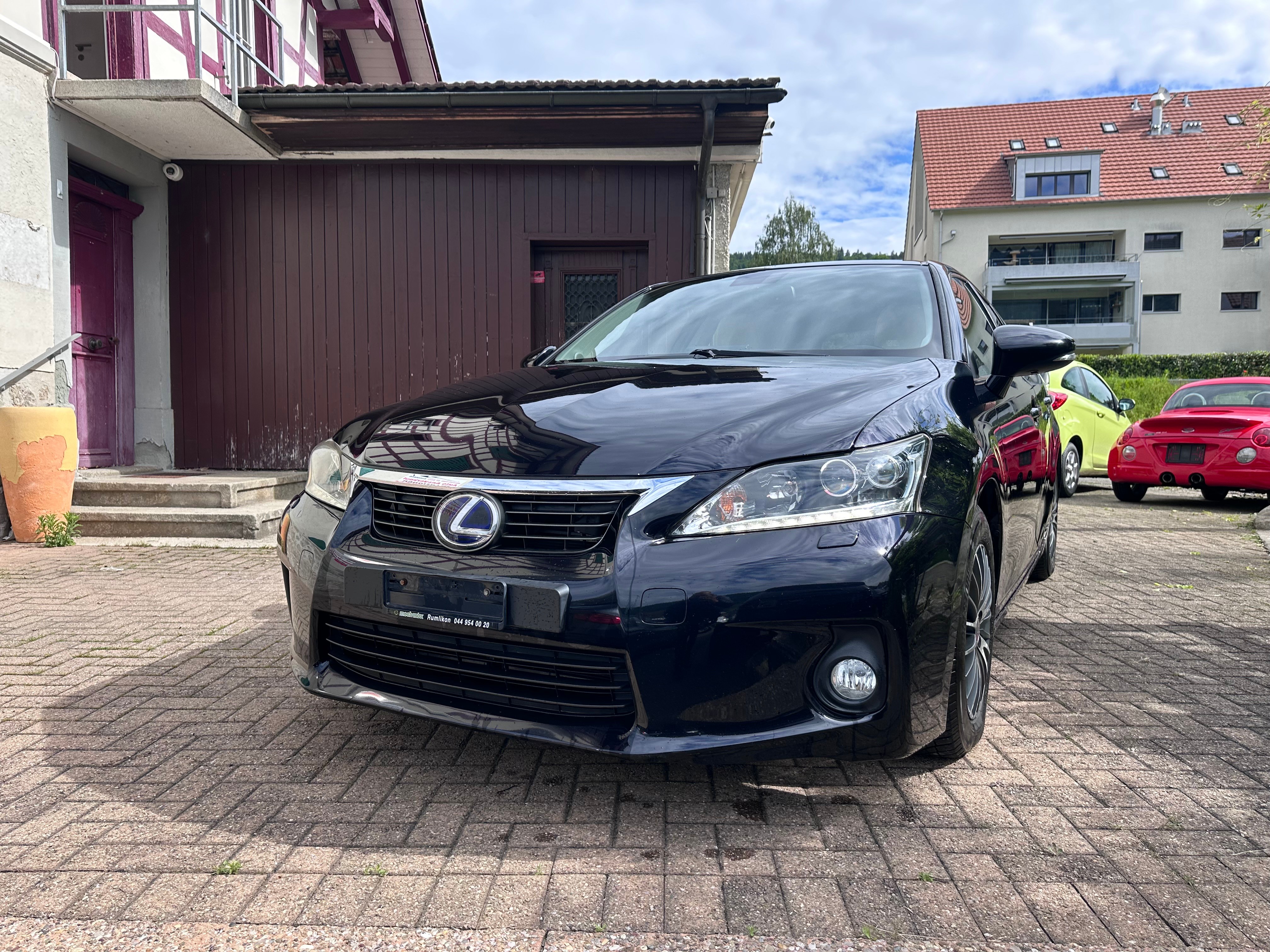 LEXUS CT 200h 1.8 comfort CVT