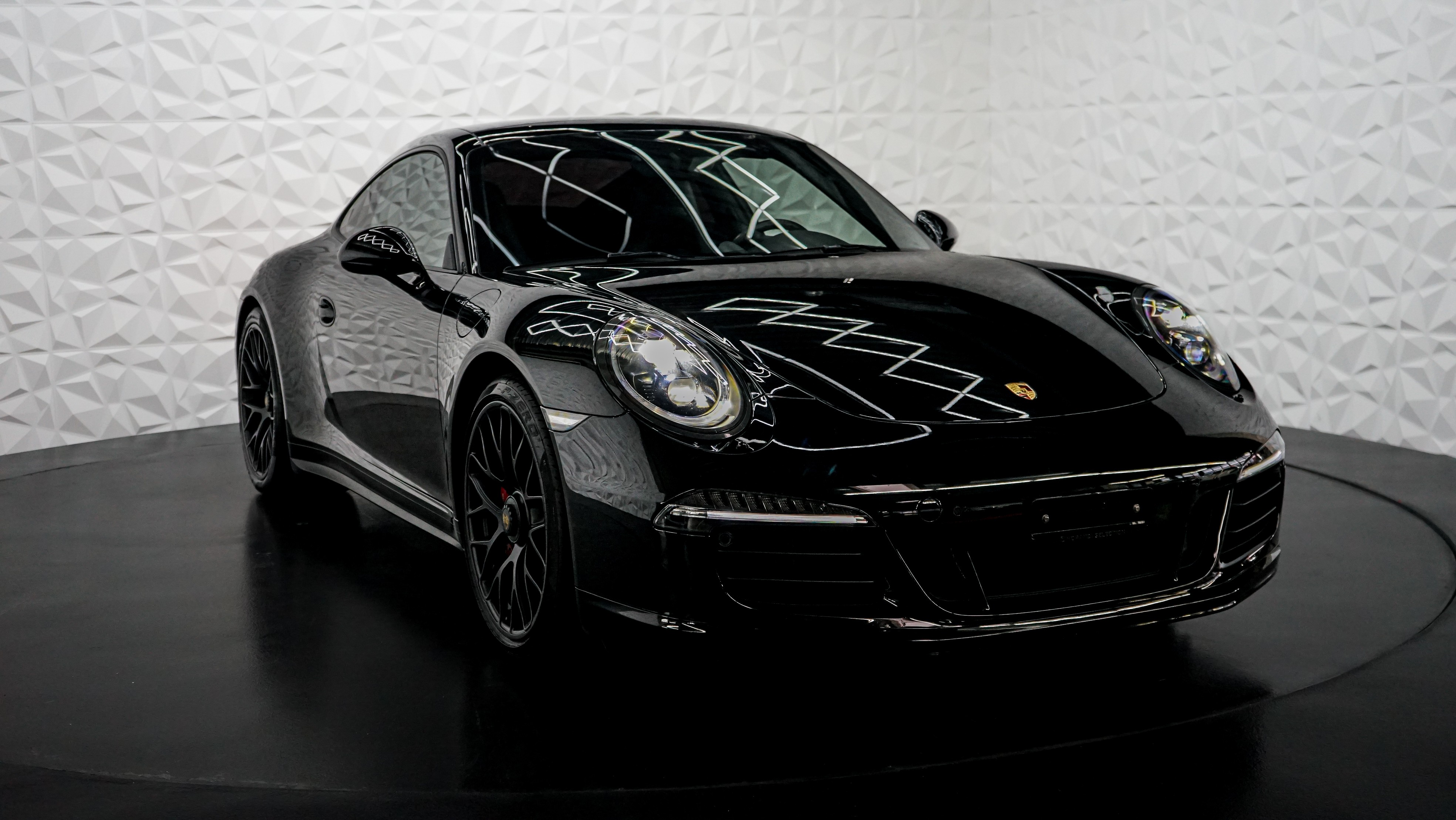 PORSCHE 911 Carrera GTS PDK