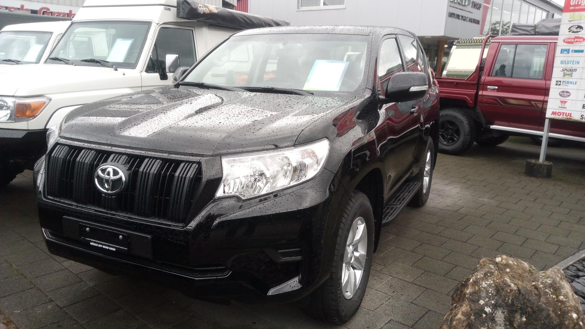 TOYOTA Land Cruiser 2.8TD Active