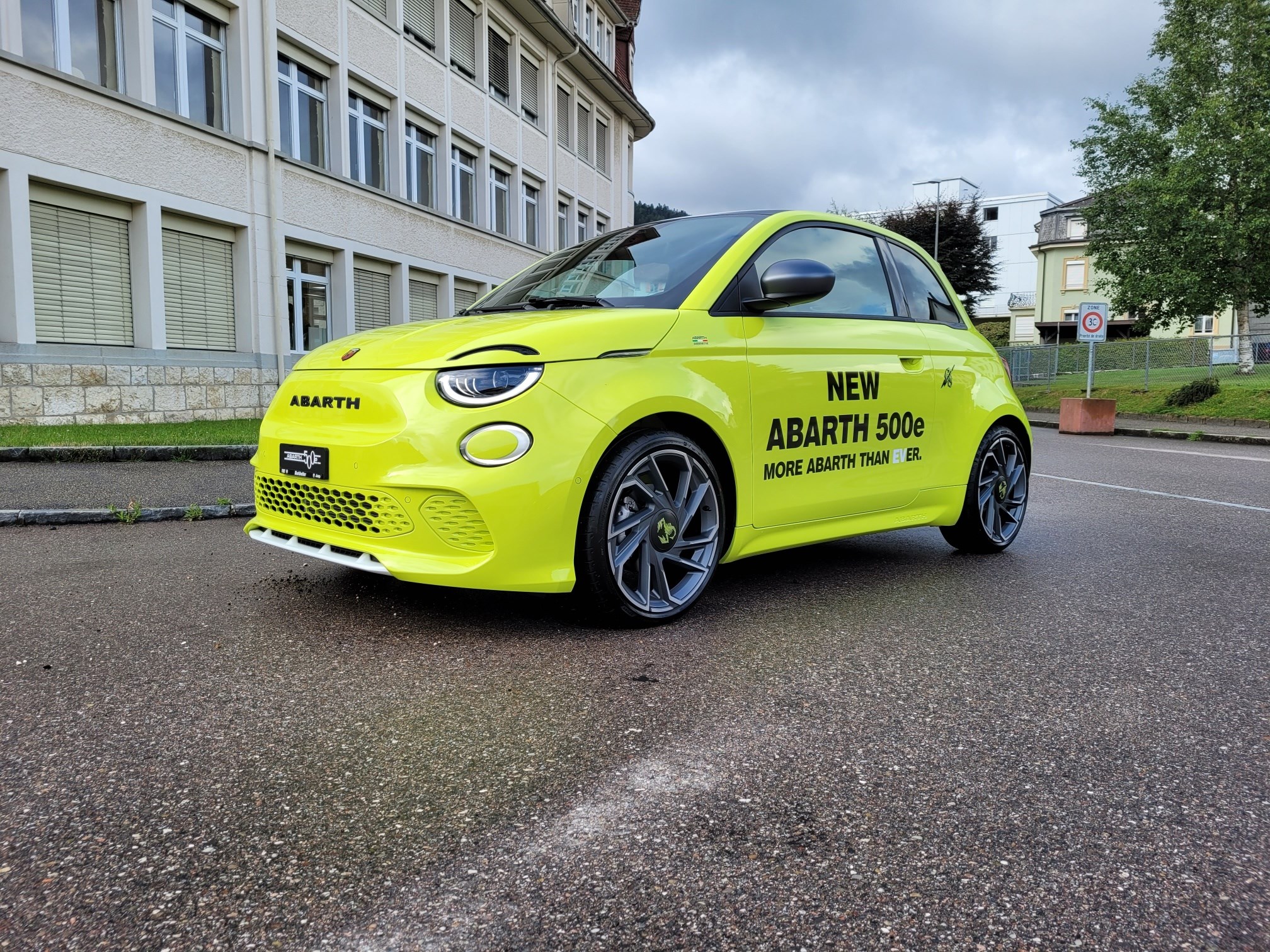 FIAT Abarth 500e Scorpionissima