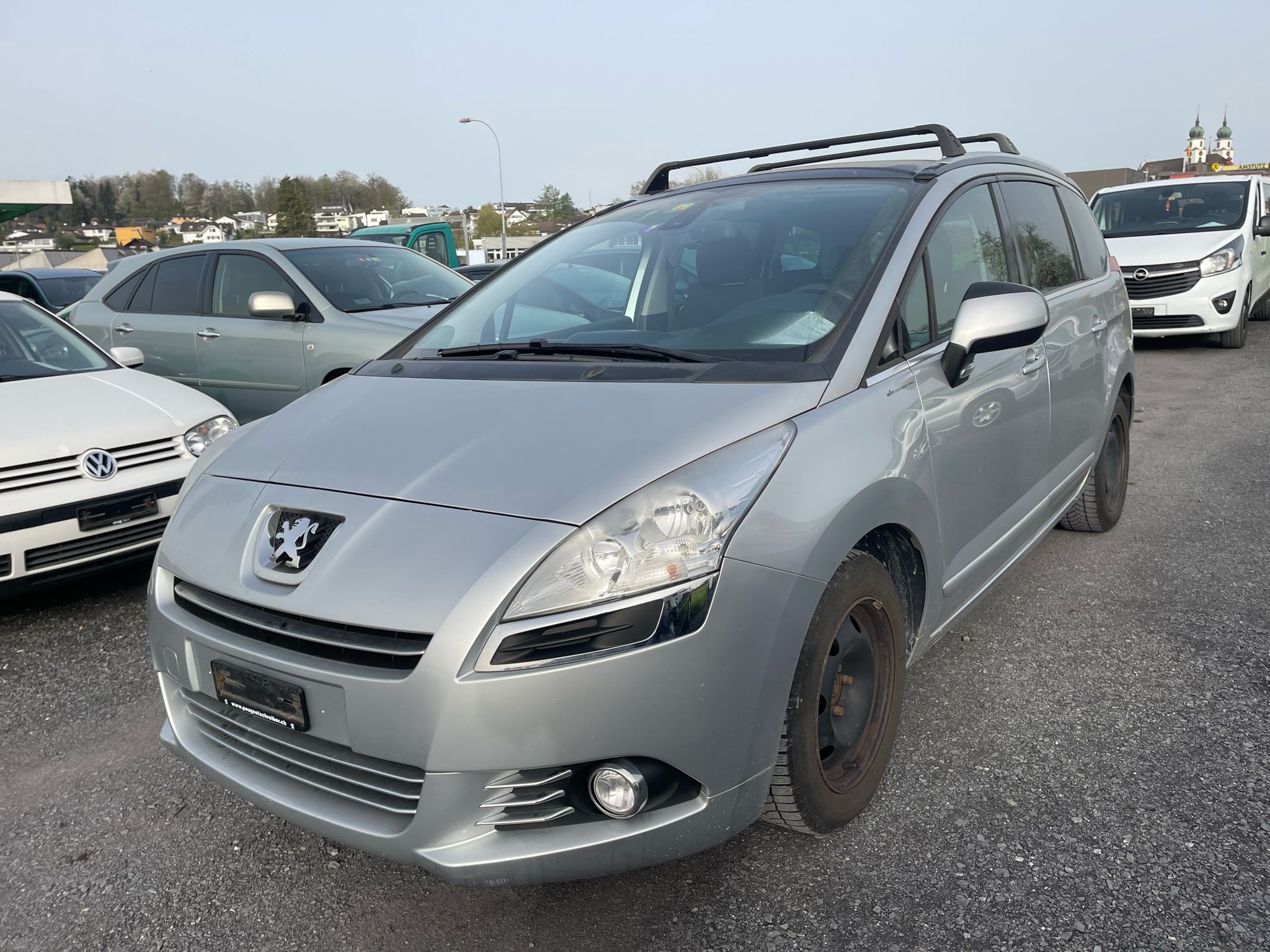 PEUGEOT 5008 1.6 16V T Sport Pack