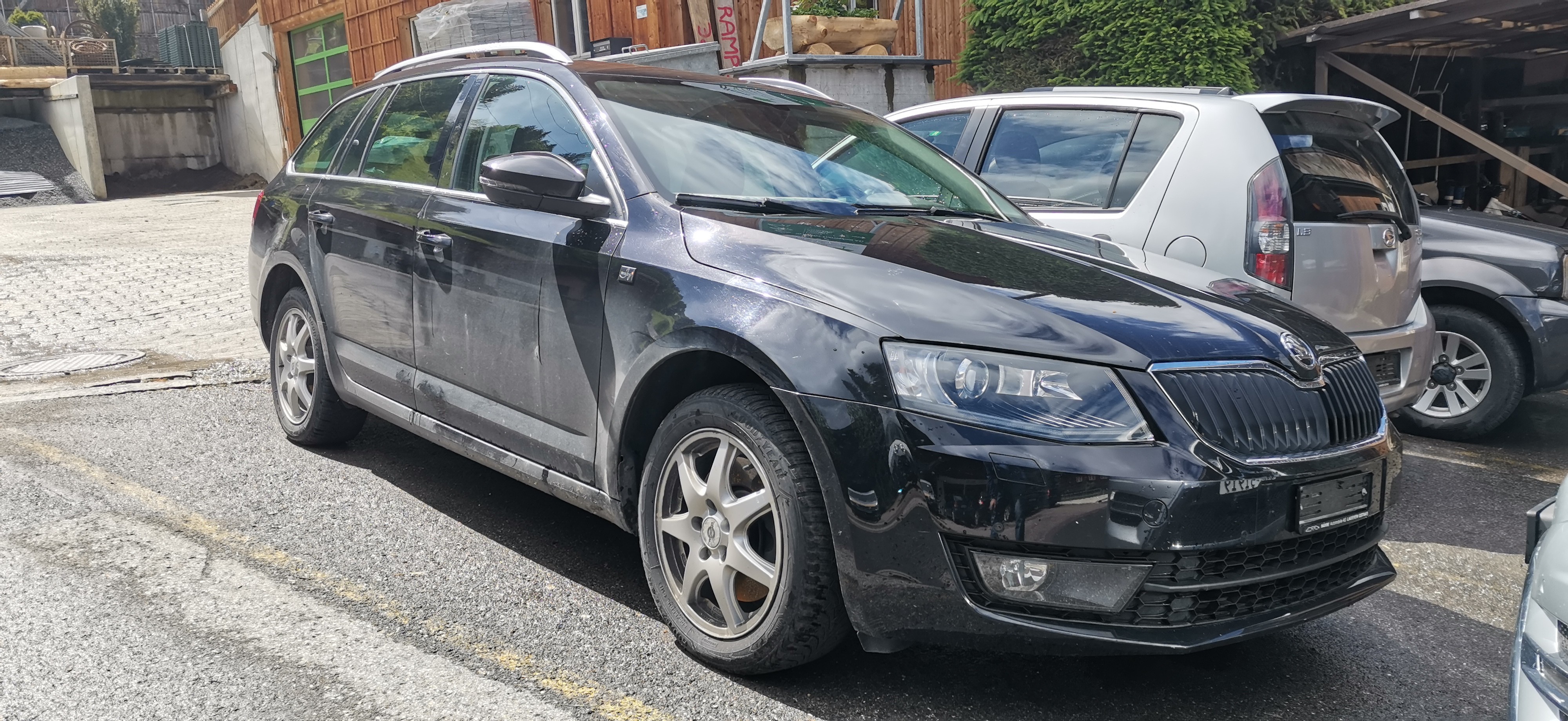 SKODA Octavia Combi 2.0 TDI Swiss Joy 4x4 DSG