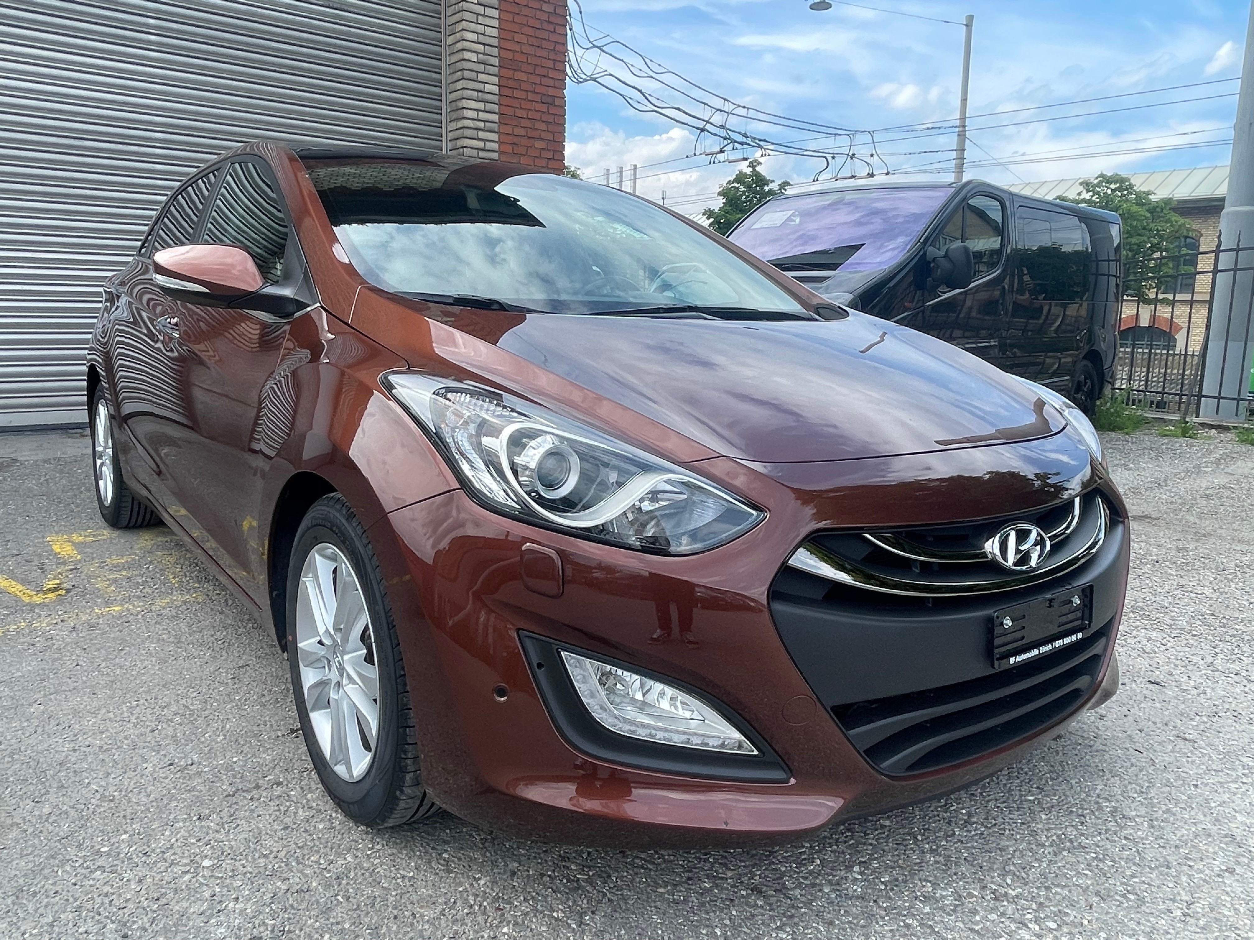 HYUNDAI i30 1.6 GDI Premium Automatic