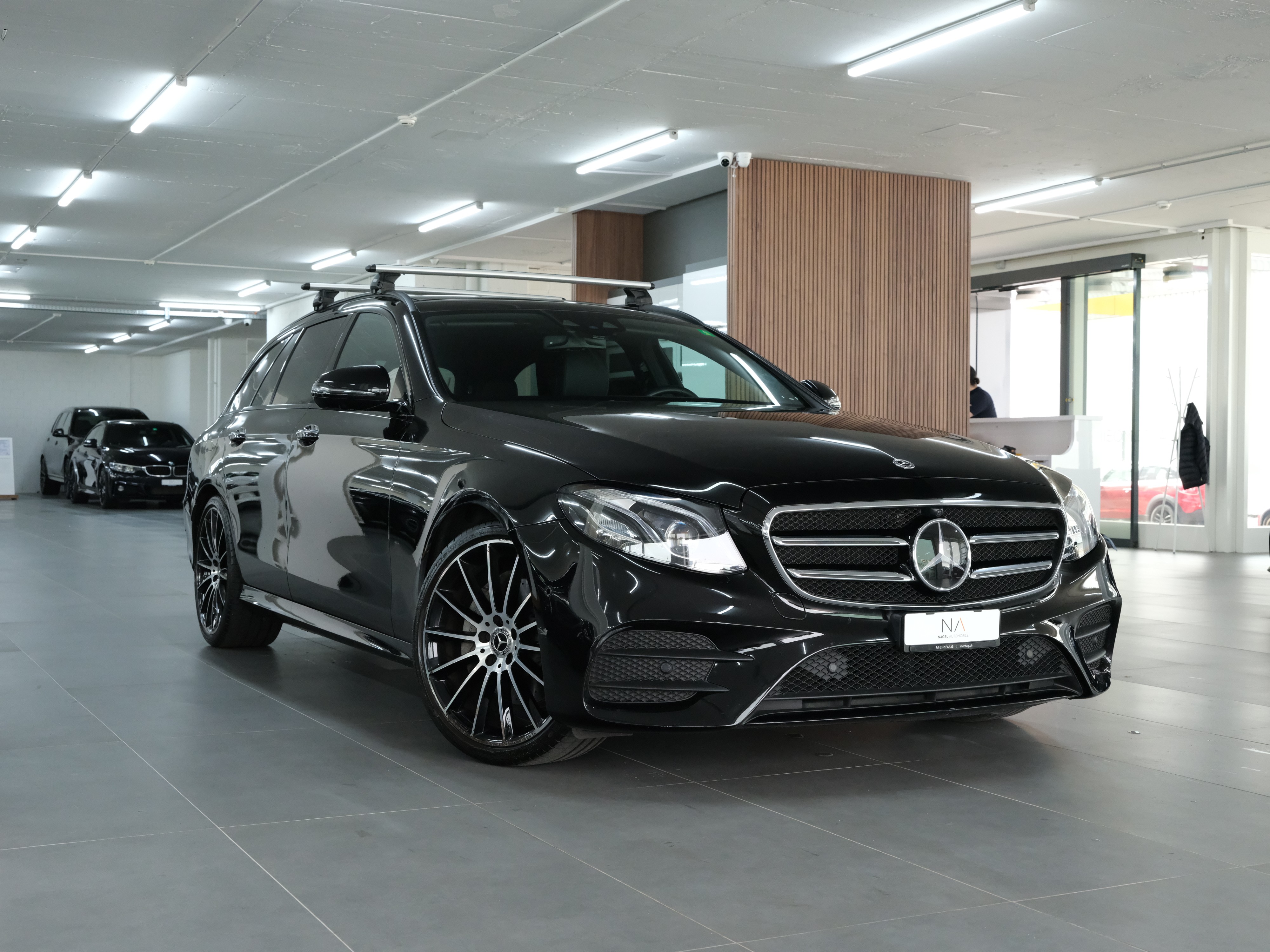 MERCEDES-BENZ E 220 d AMG Line 4Matic 9G-Tronic