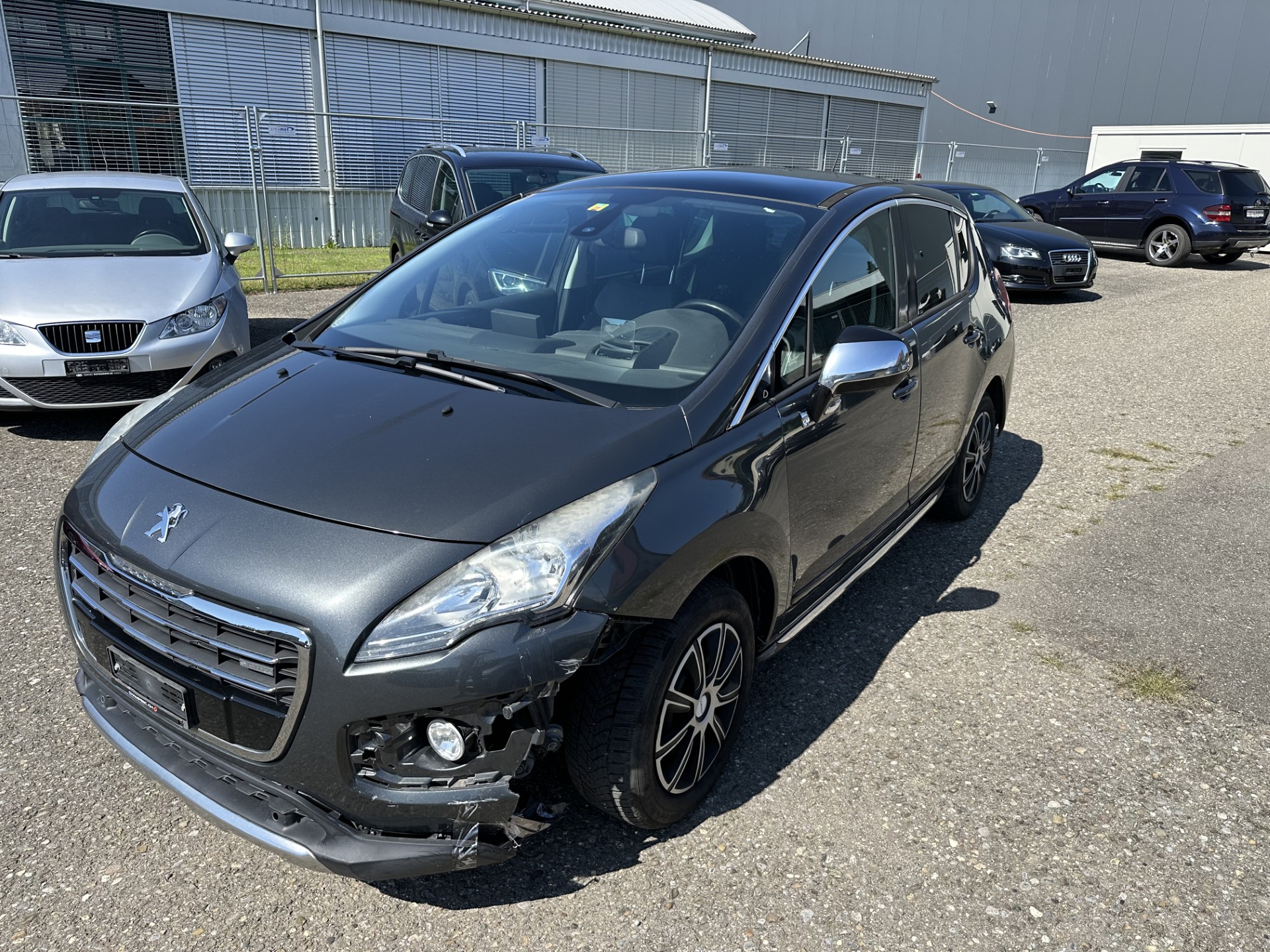 PEUGEOT 3008 HYbrid4 2.0 HDI ETG6