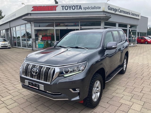 TOYOTA Land Cruiser 2.8TD Comfort Automatic