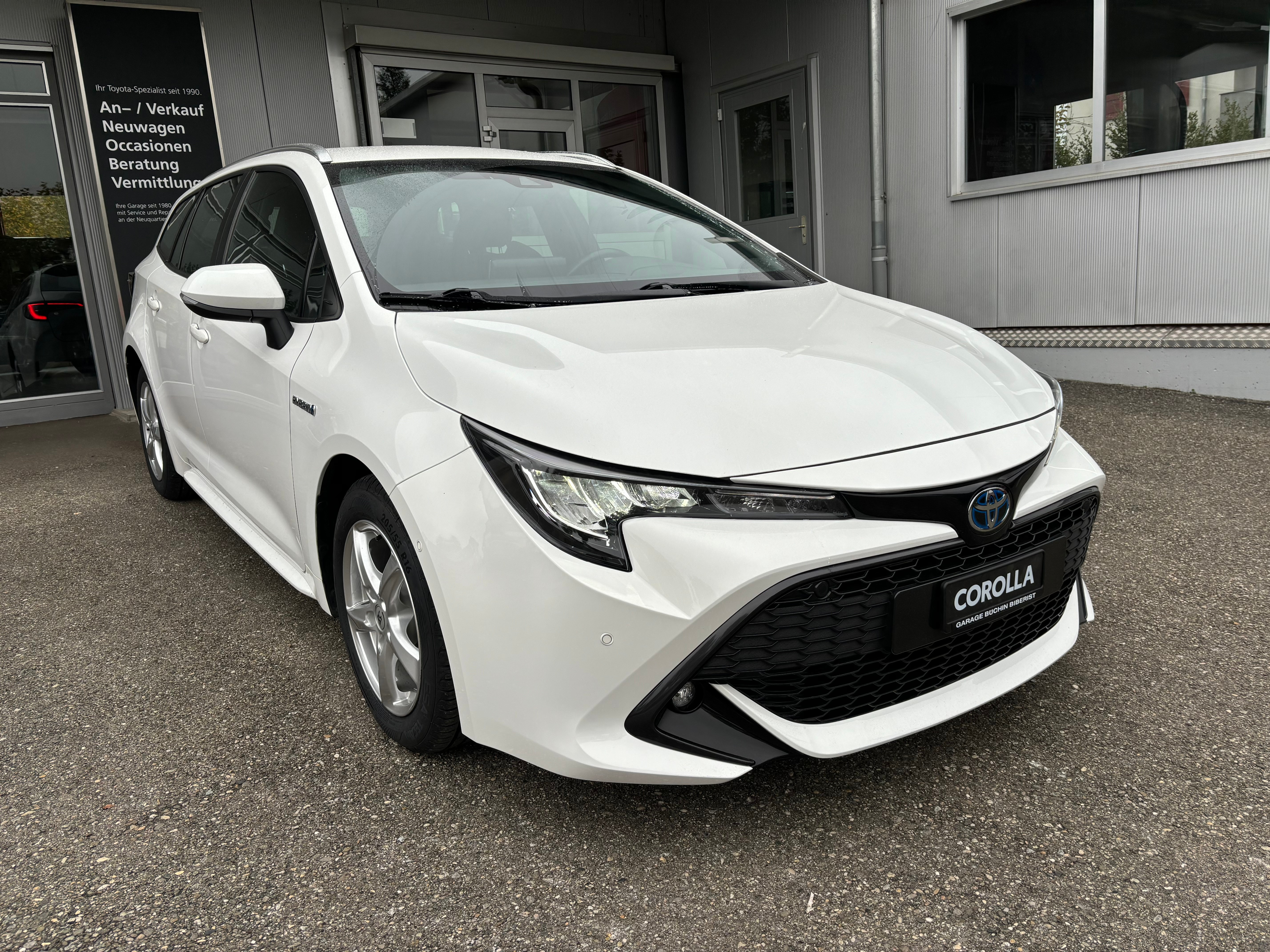 TOYOTA Corolla Touring Sports 1.8 HSD Comfort e-CVT