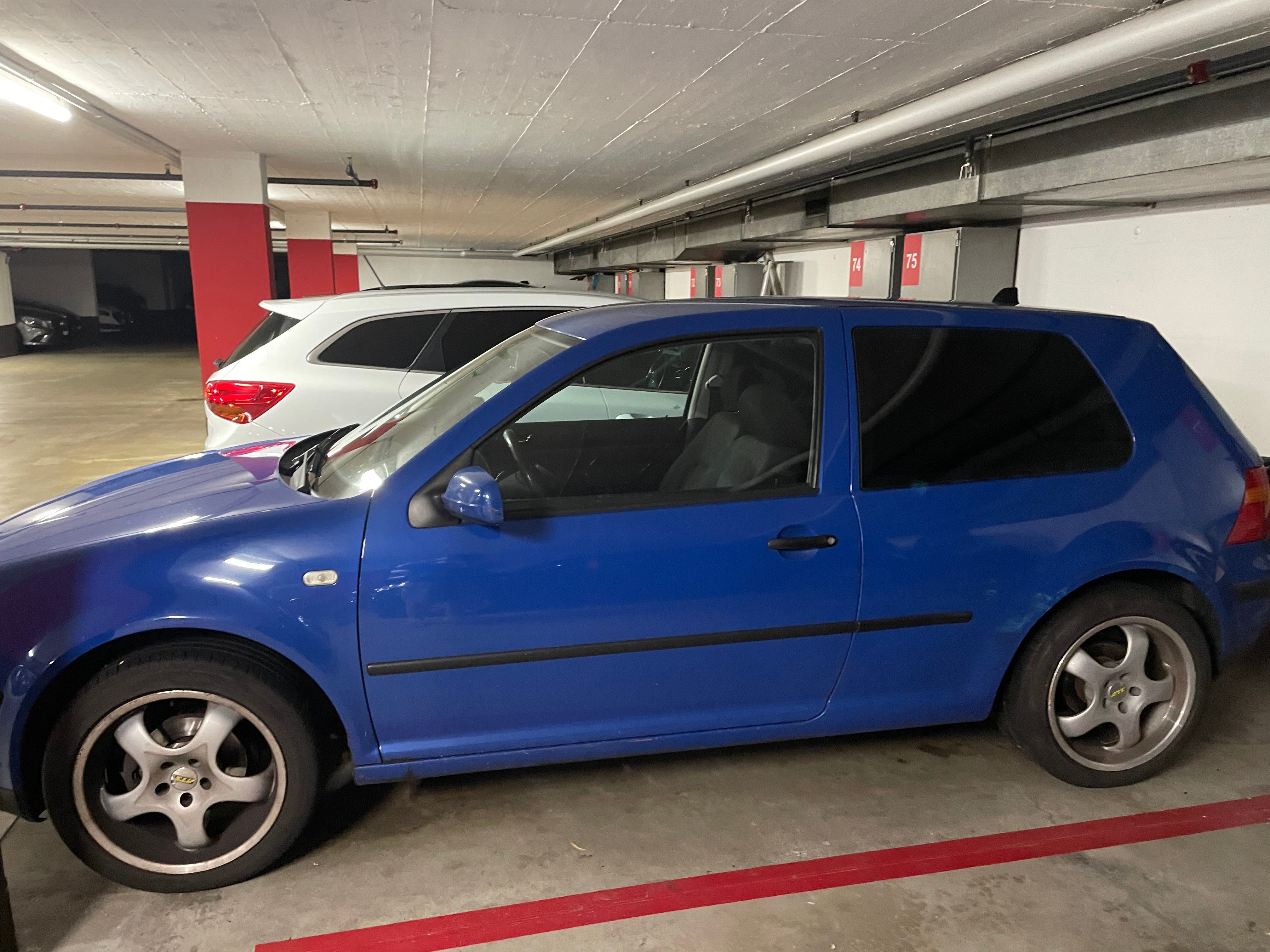 VW Golf 1.6