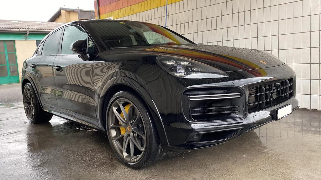 PORSCHE Cayenne Turbo Coupé