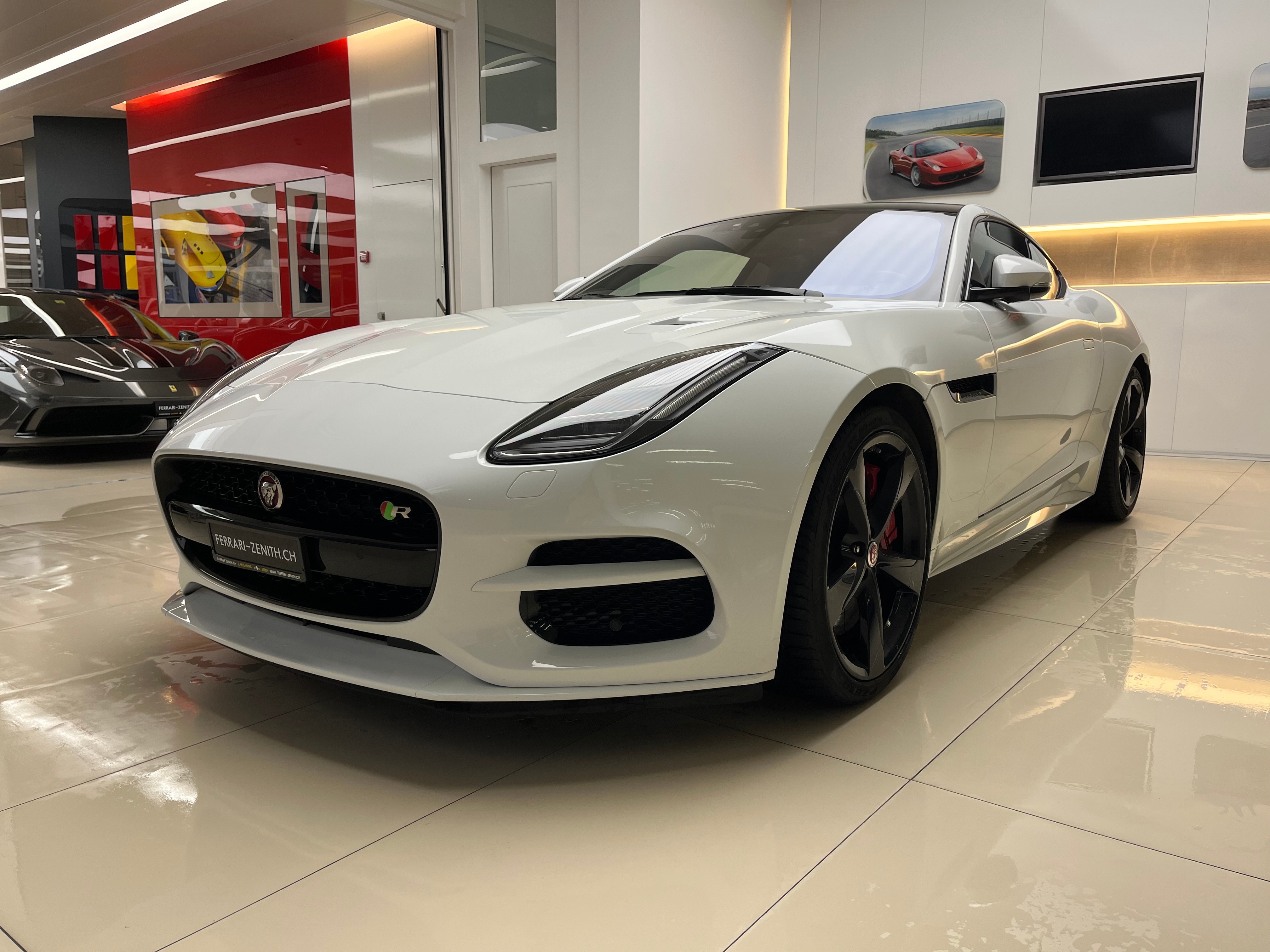 JAGUAR F-Type Coupé 5.0 V8 S/C R AWD Automatik - 4x4