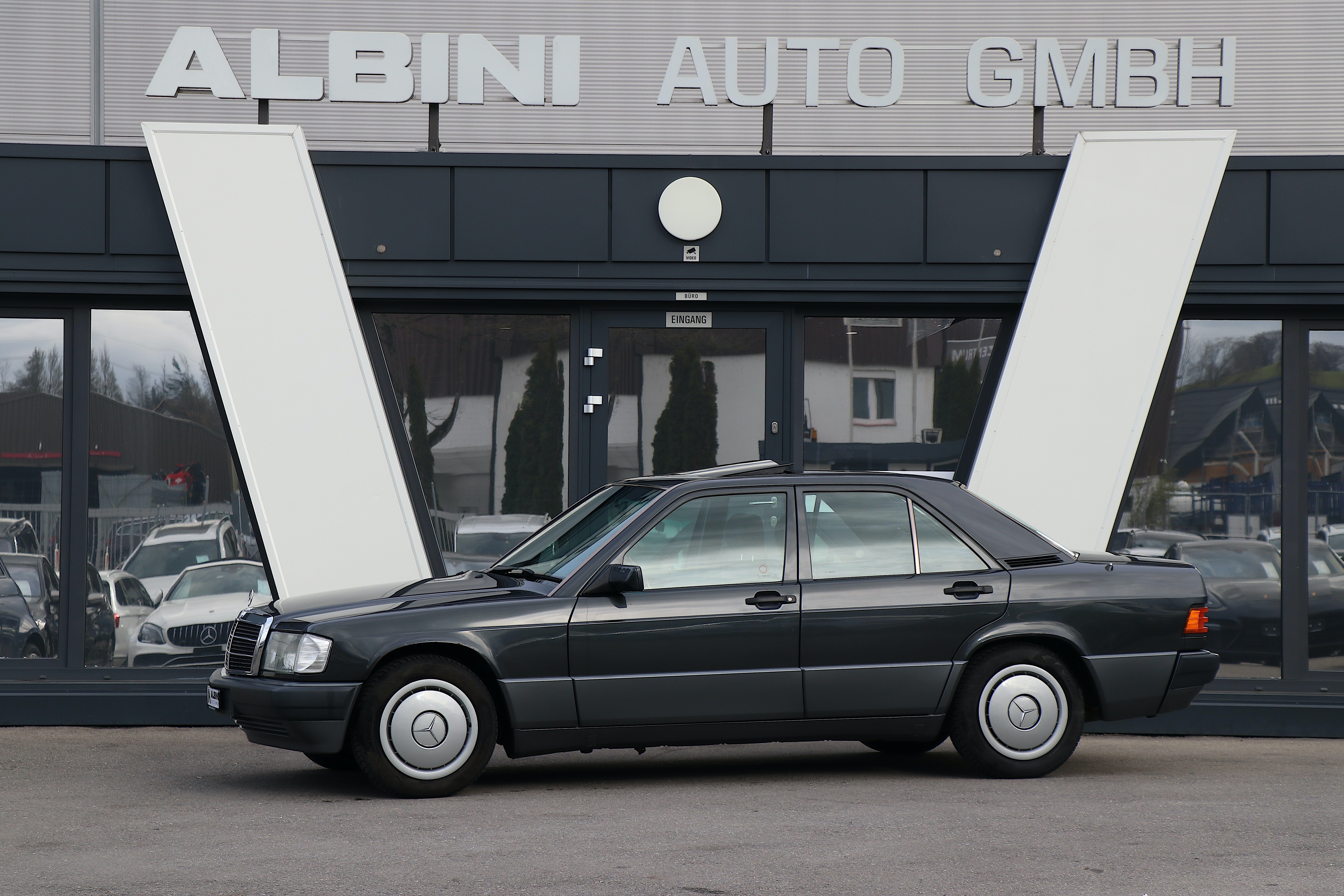 MERCEDES-BENZ 190 E 2.3 Automatic