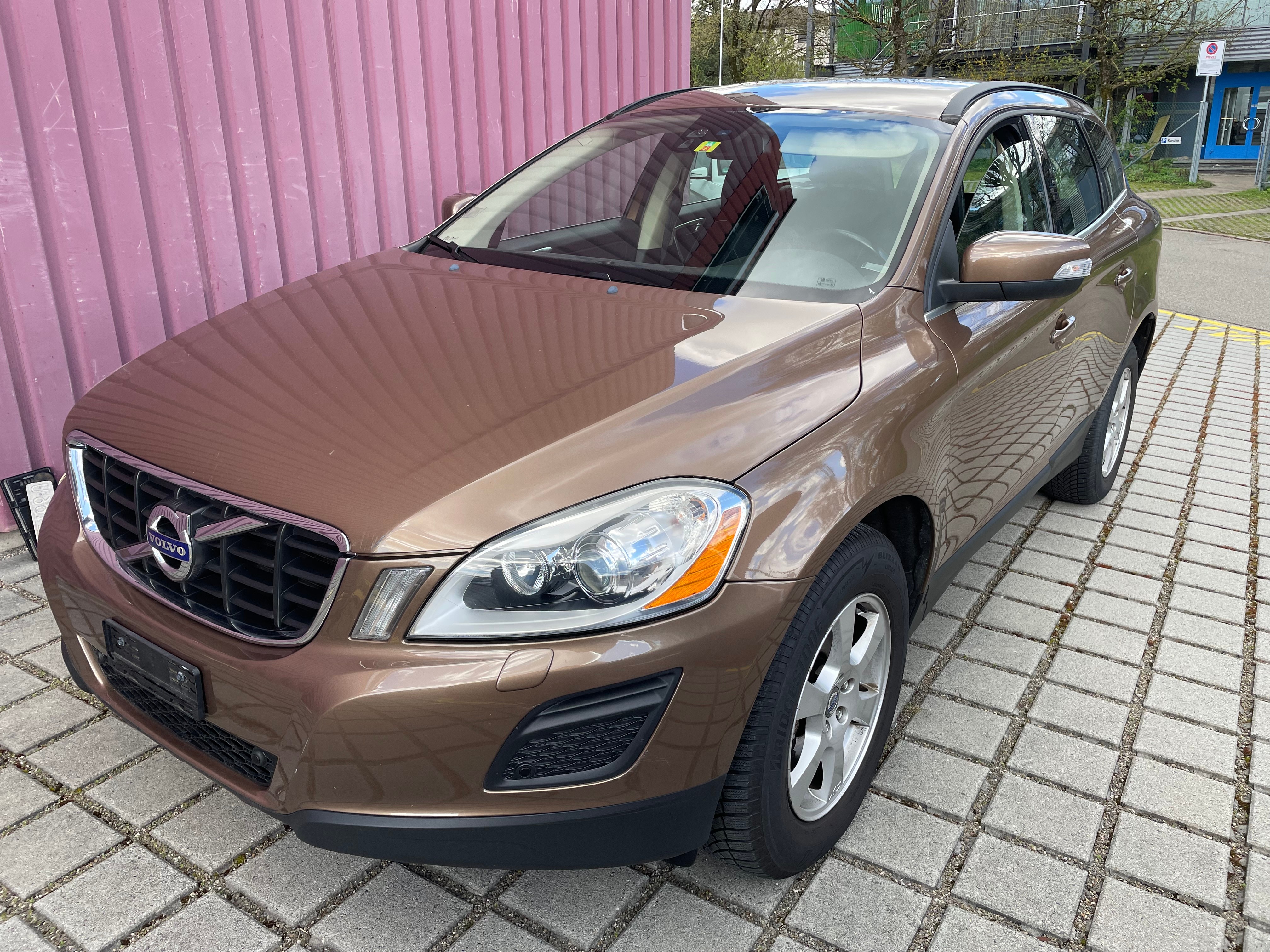 VOLVO XC60 D5 AWD Kinetic Geartronic