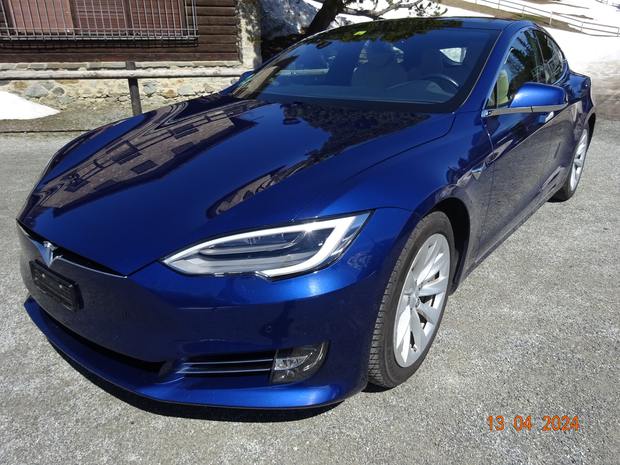 TESLA Model S 90 D