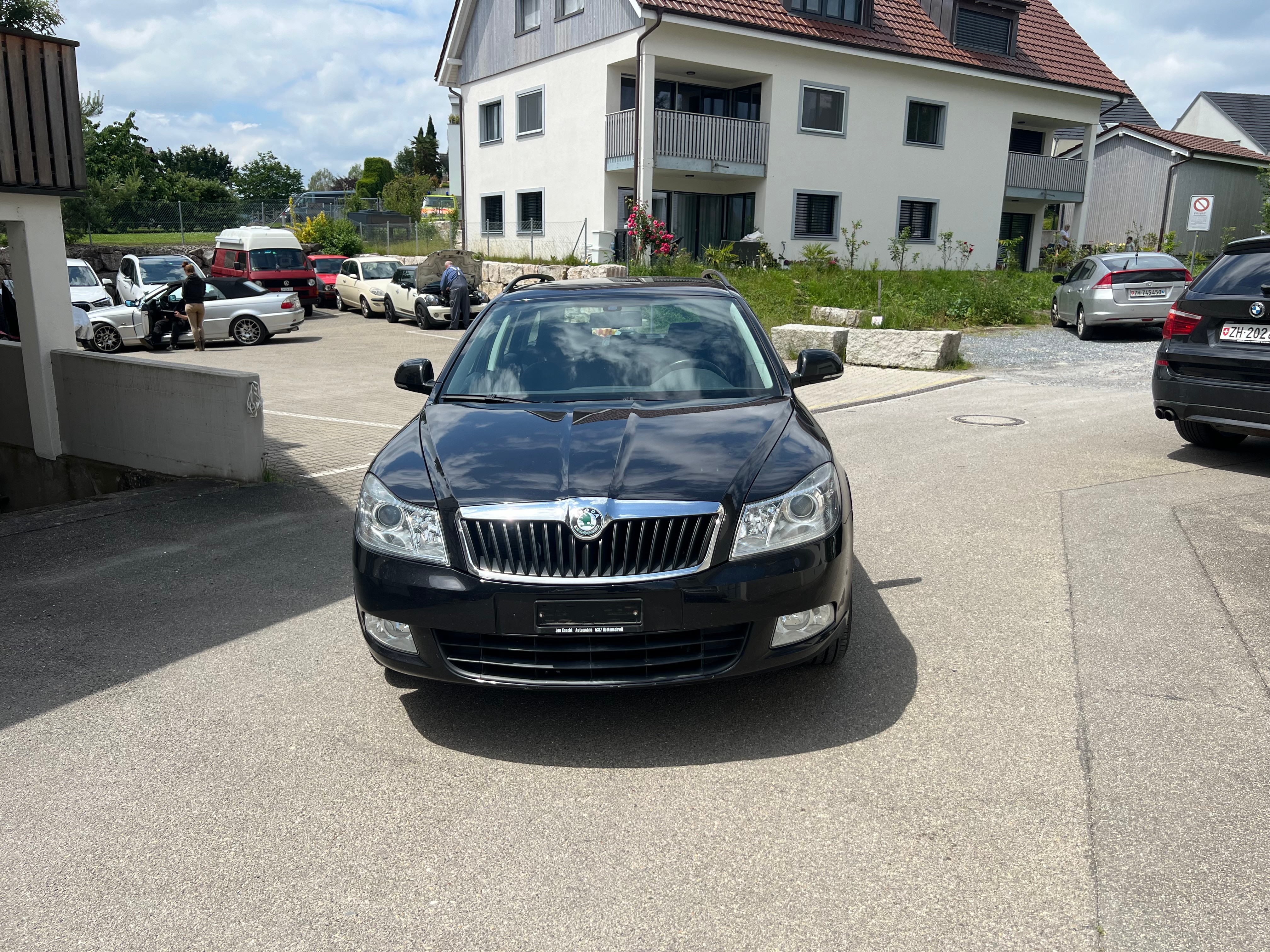 SKODA Octavia Combi 1.4 TSI Elegance DSG