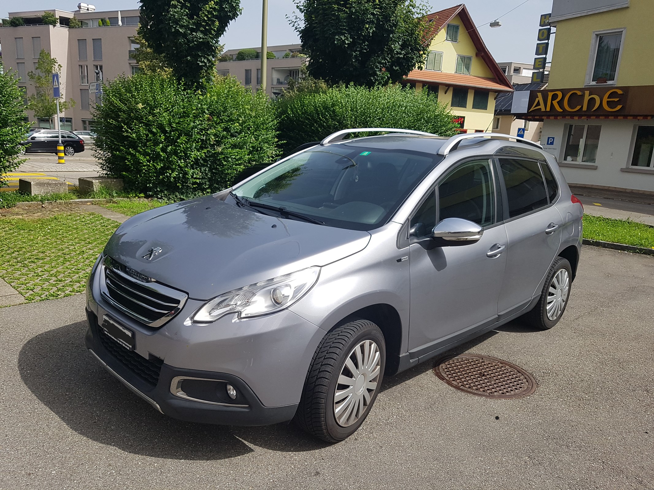 PEUGEOT 2008 1.2 VTI Style