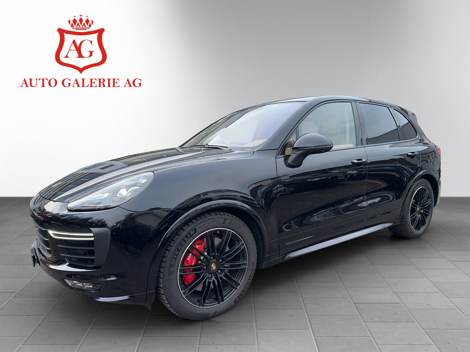 PORSCHE Cayenne GTS