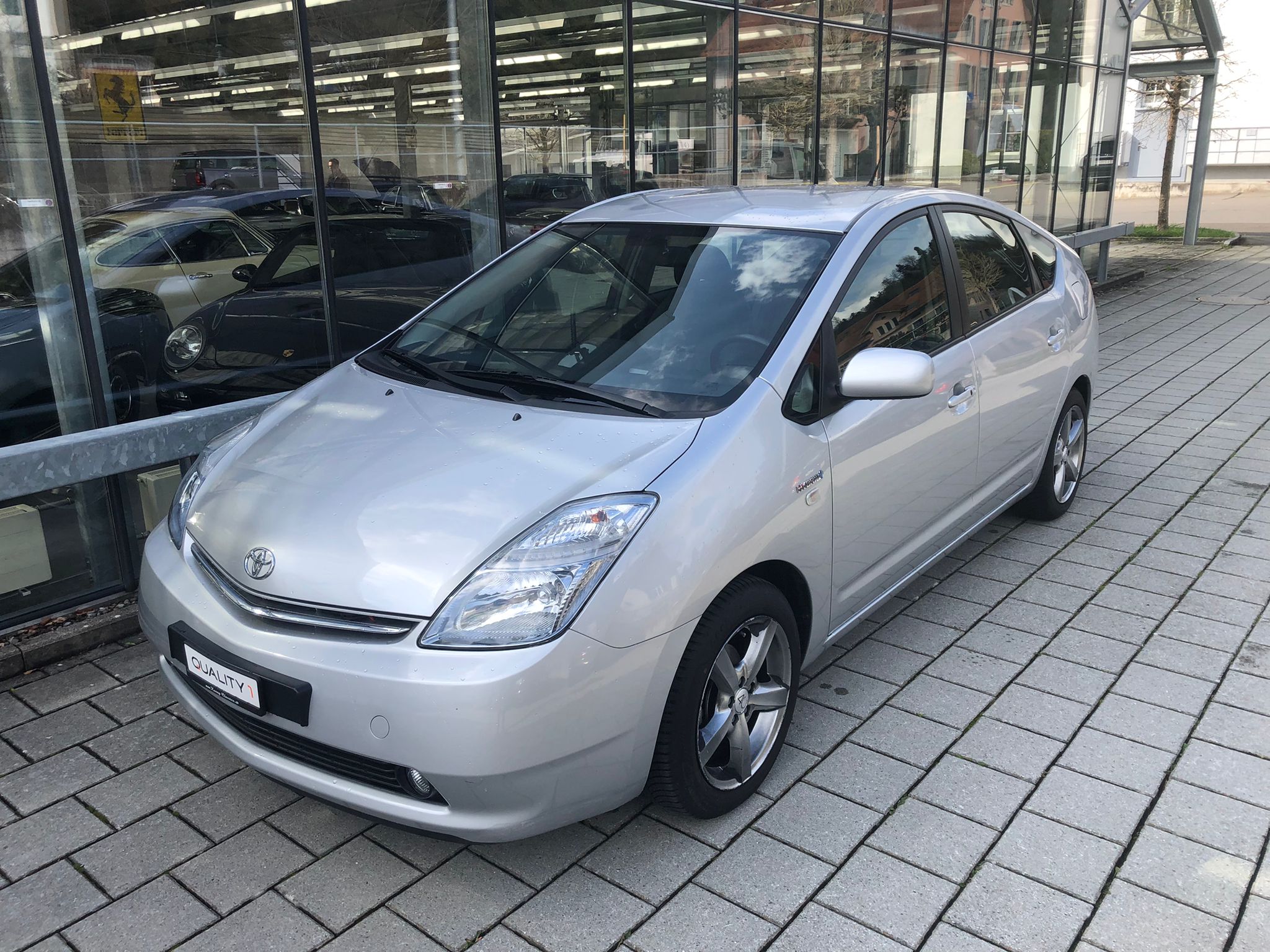 TOYOTA Prius 1.5 16V Hybrid