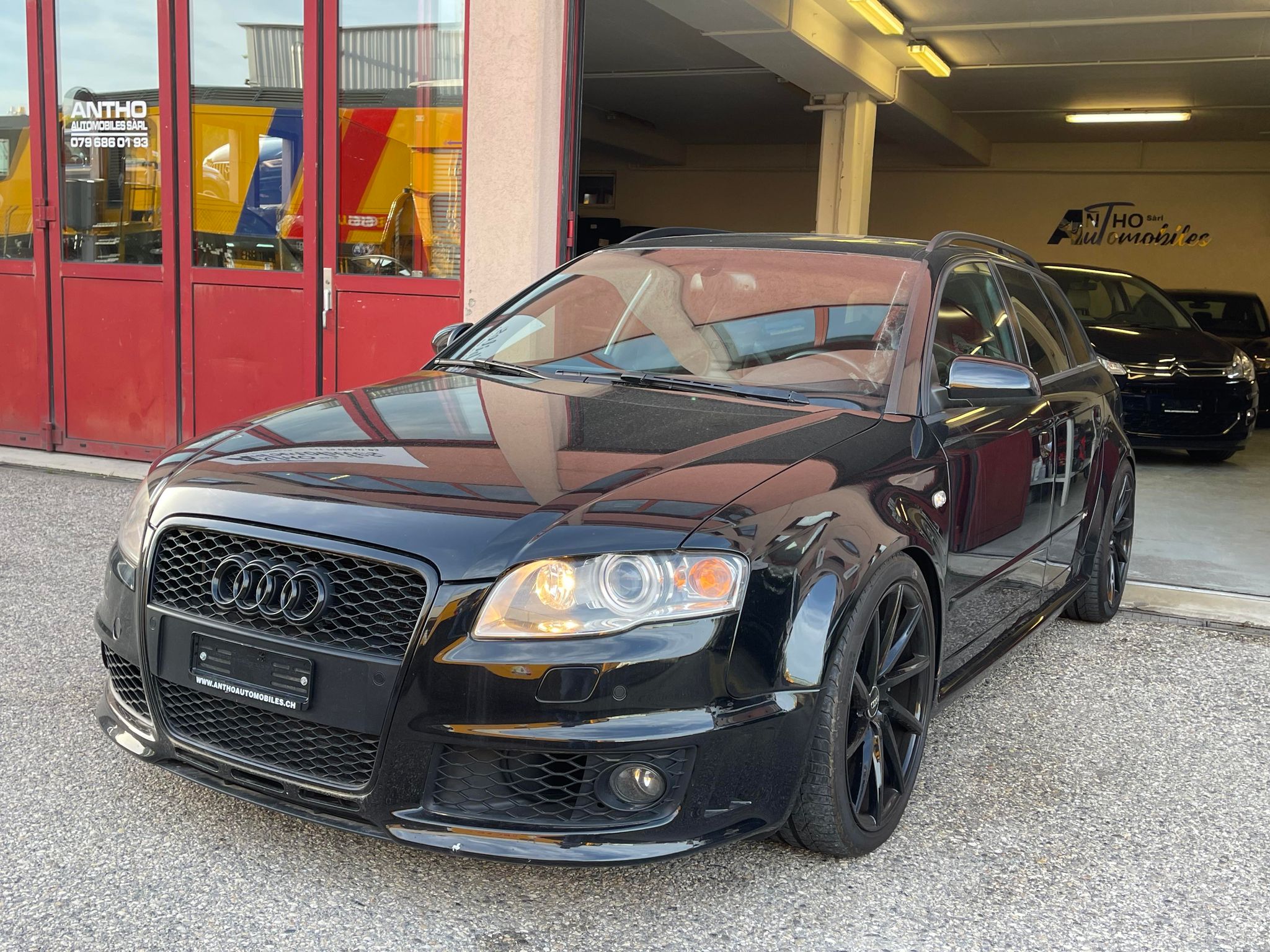 AUDI RS4 Avant 4.2 V8 quattro