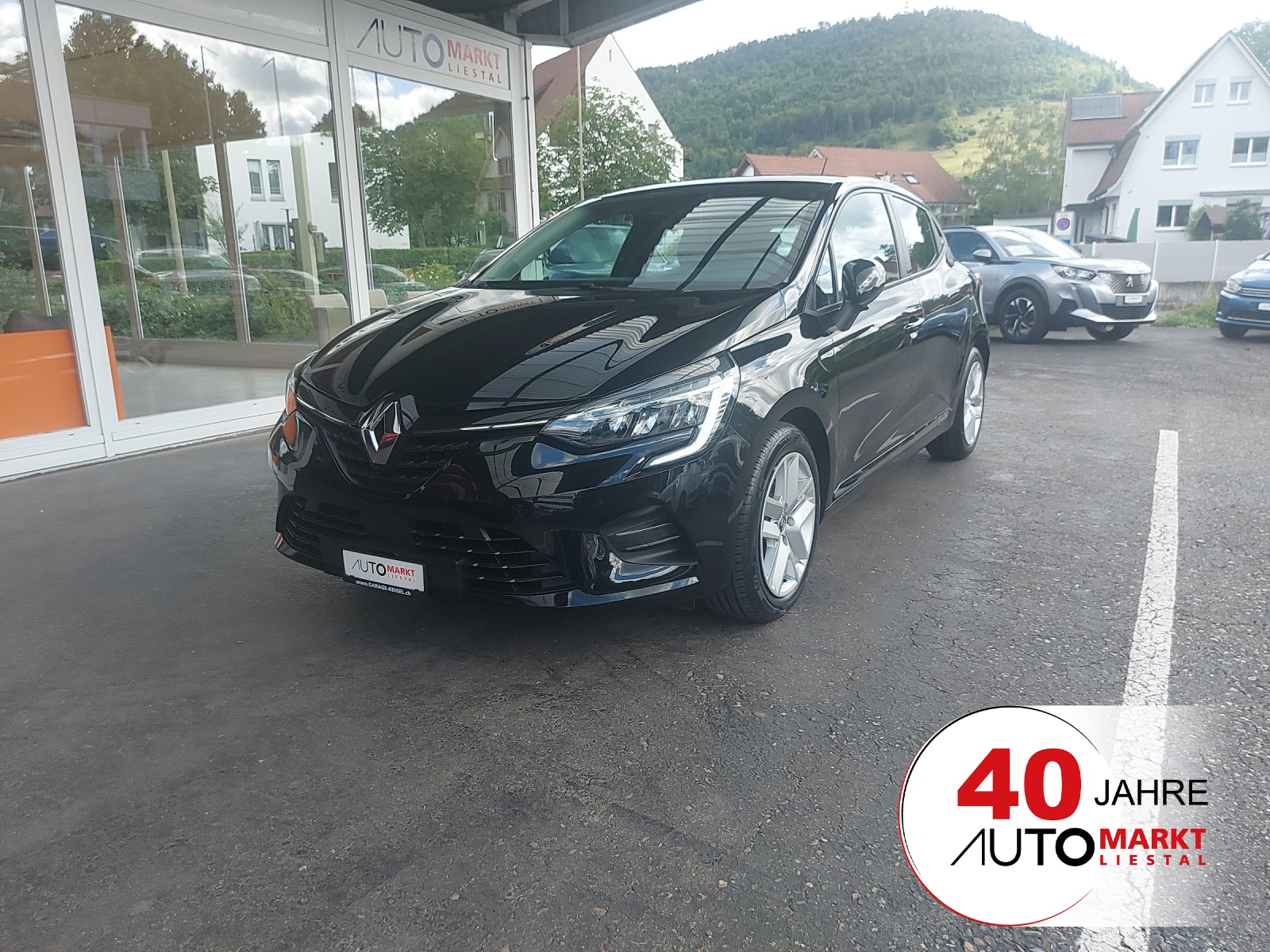 RENAULT Clio 1.6 E-Tech Zen