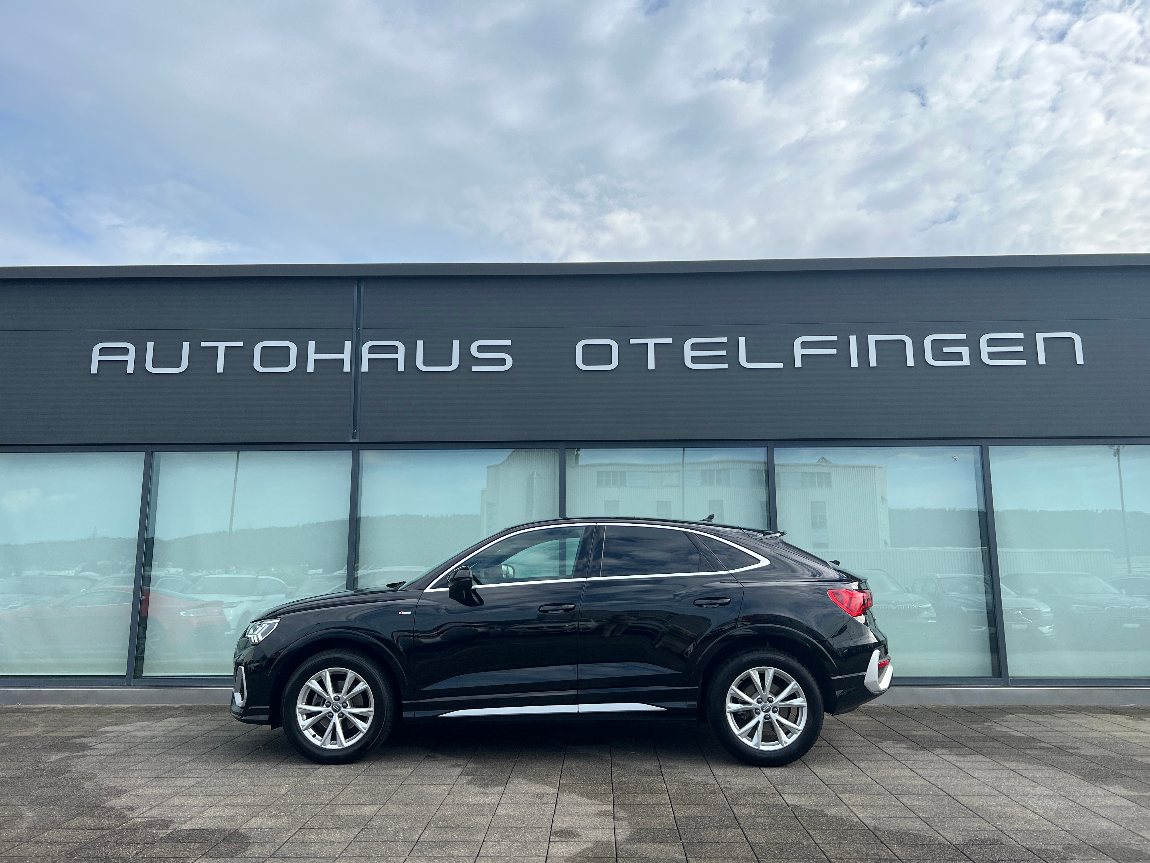 AUDI Q3 Sportback 35 TFSI S line Attraction