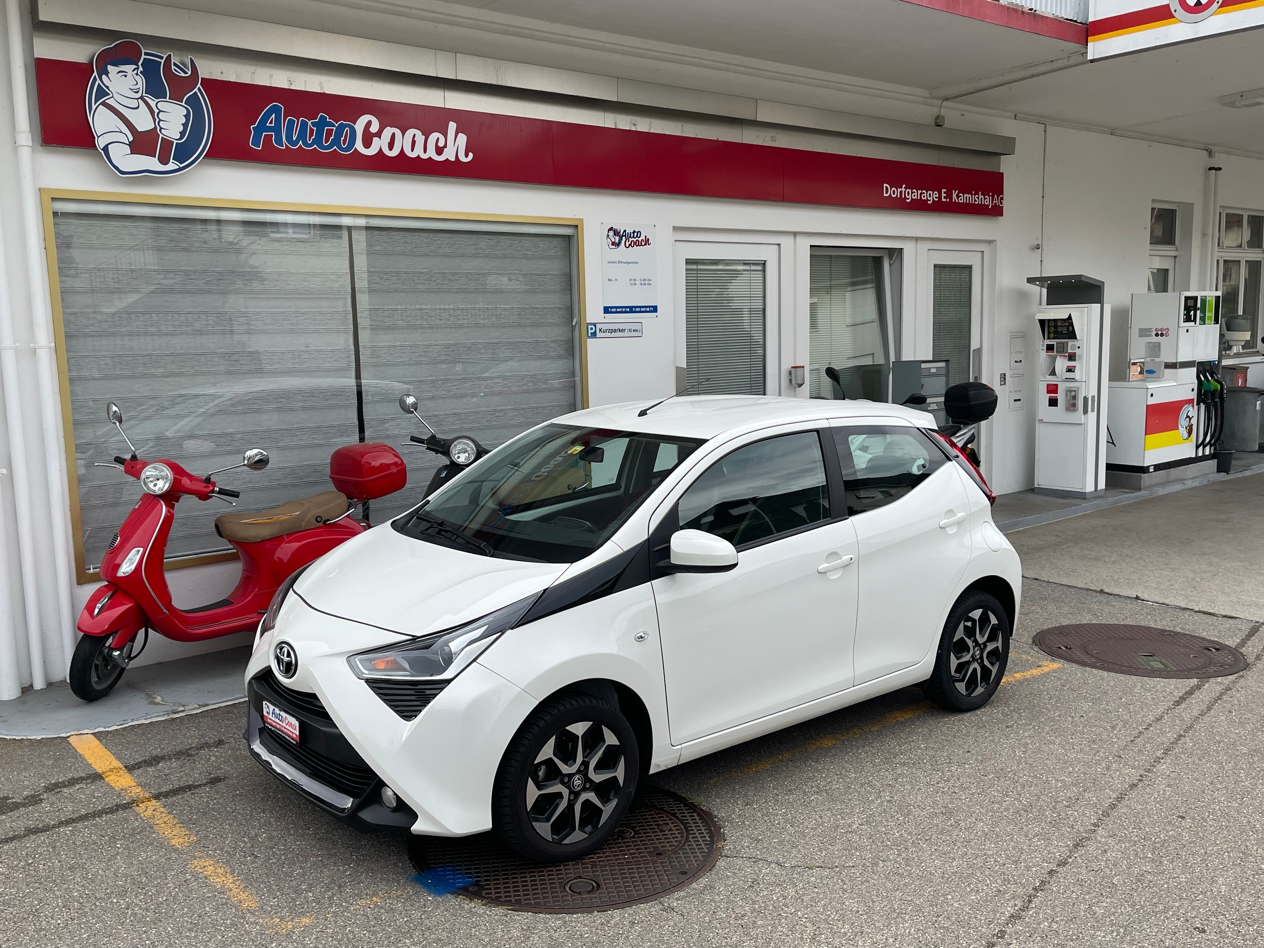 TOYOTA Aygo 1.0 VVT-i x-play X-shift