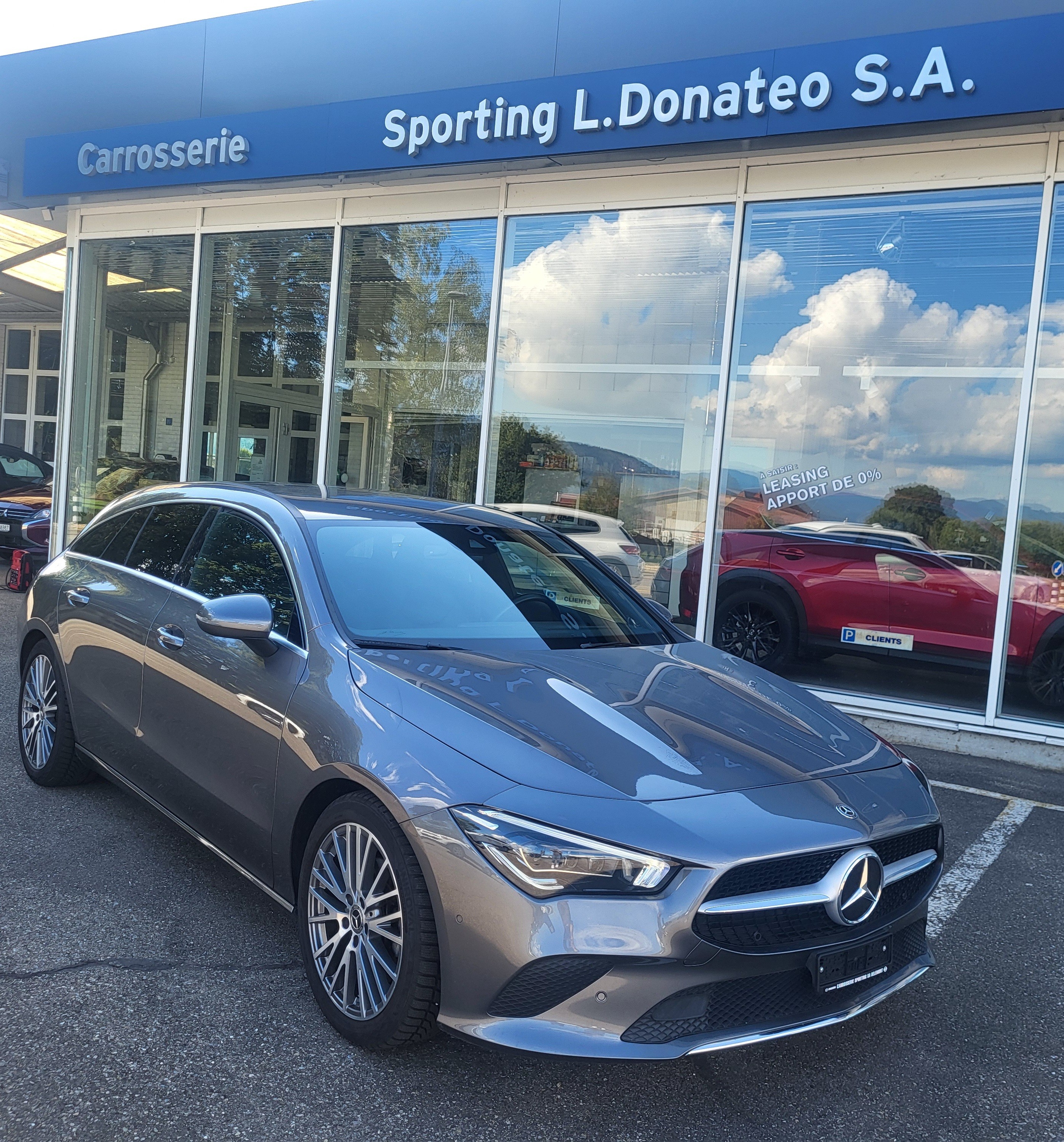 MERCEDES-BENZ CLA Shooting Brake 180 Progressive