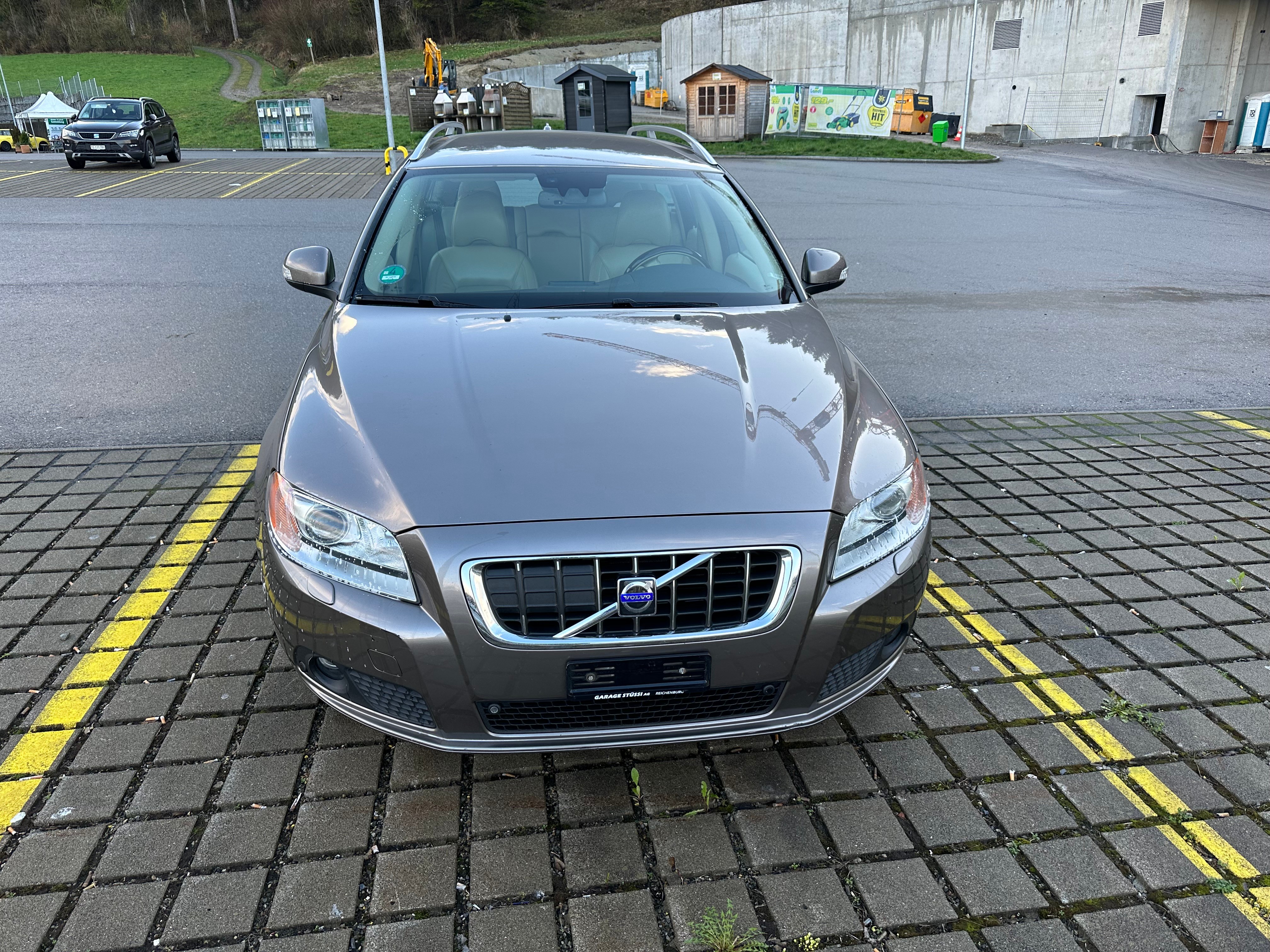 VOLVO V70 T6 AWD Summum Geartronic