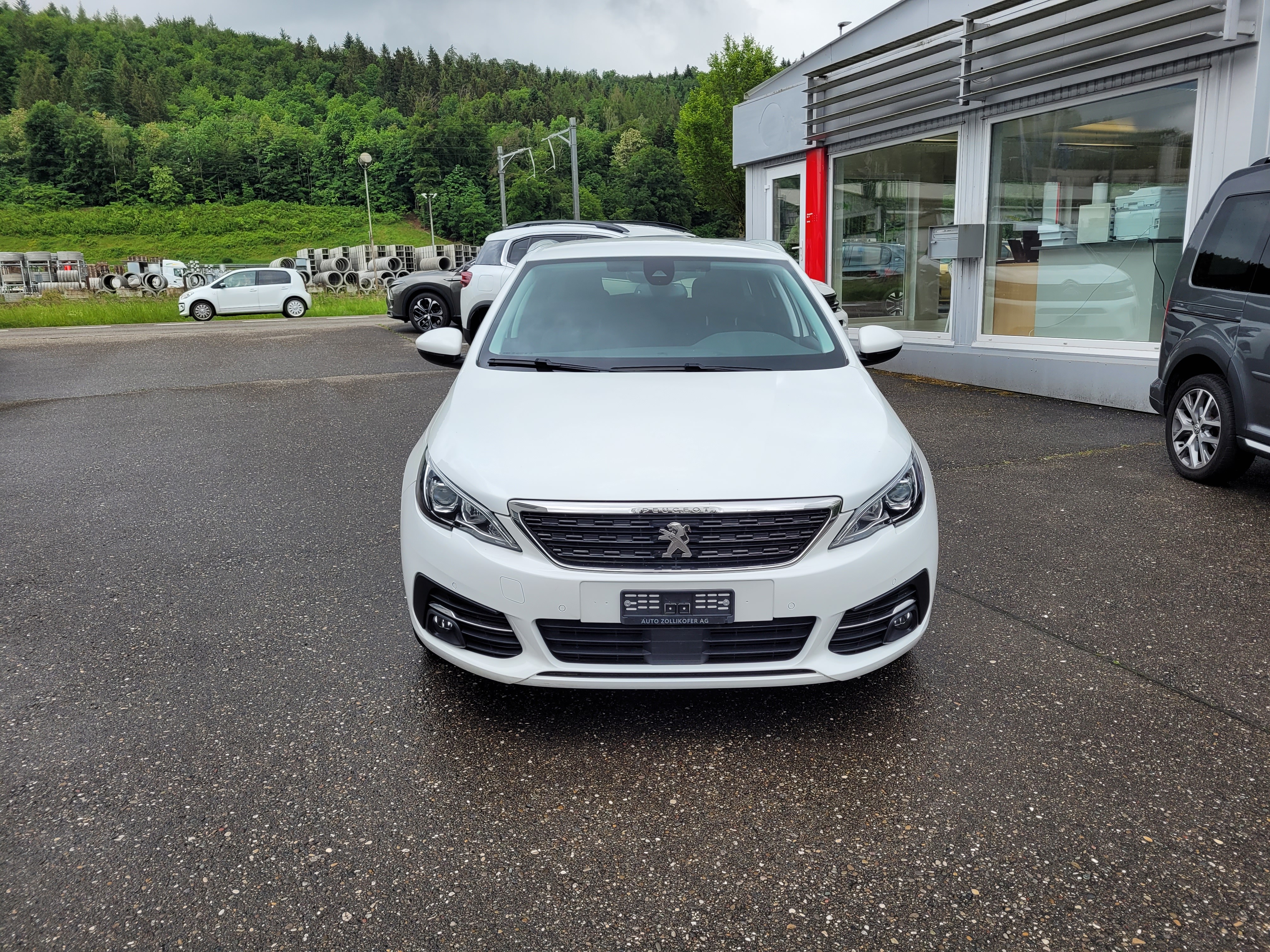 PEUGEOT 308 SW 1.5 BlueHDI Allure EAT8