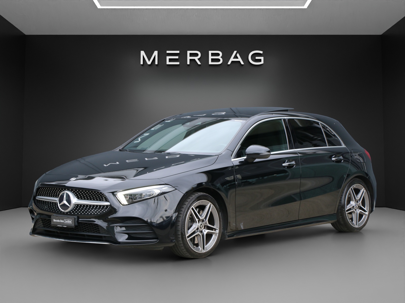 MERCEDES-BENZ A 220 AMG Line