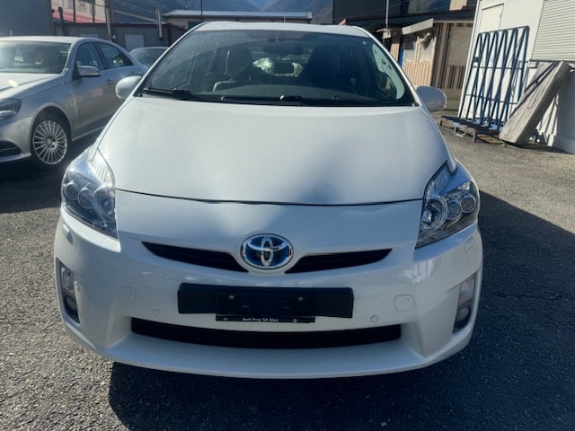 TOYOTA Prius 1.8 16V HSD Sol Premium