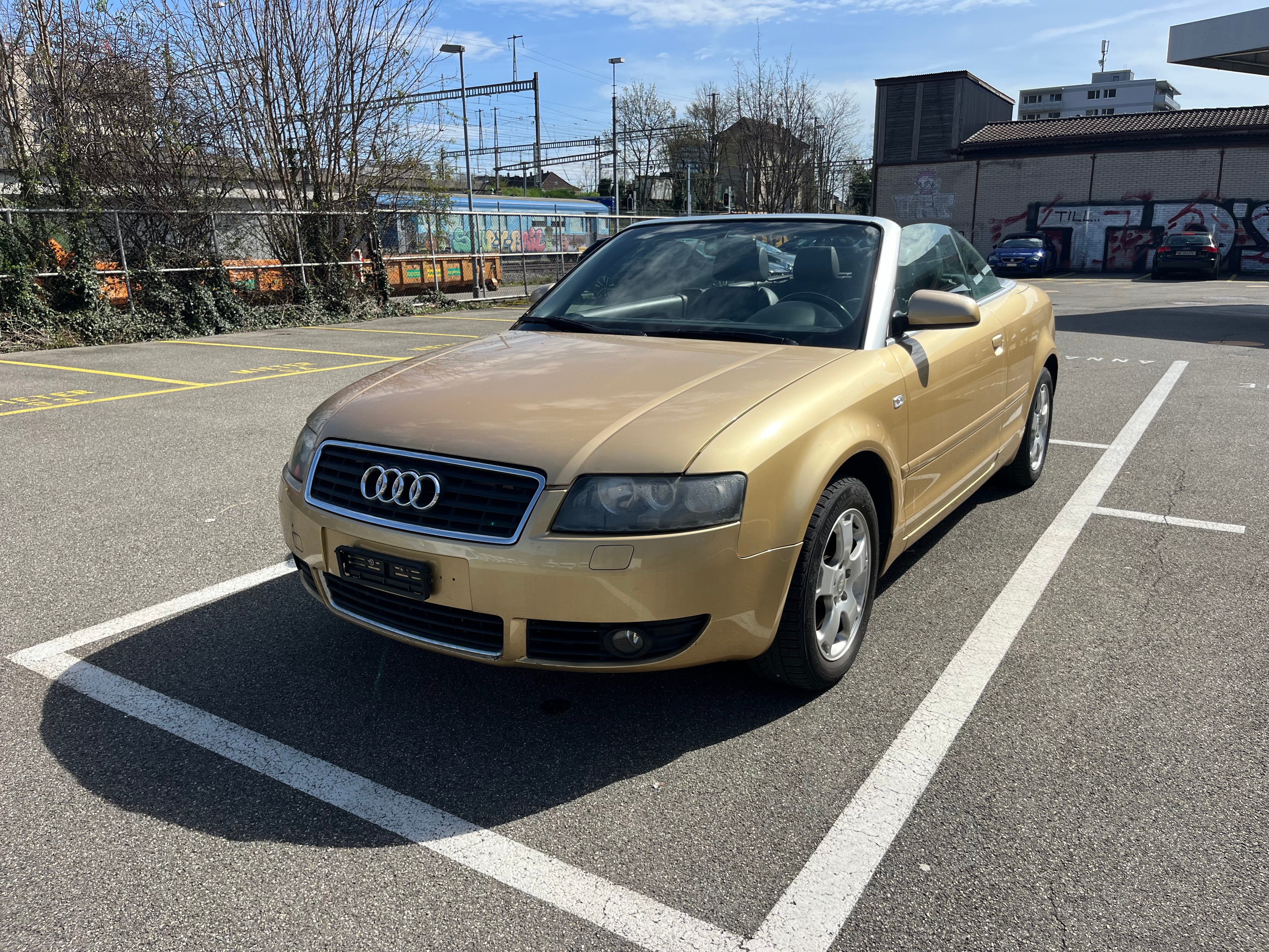 AUDI A4 Cabriolet 2.4 V6