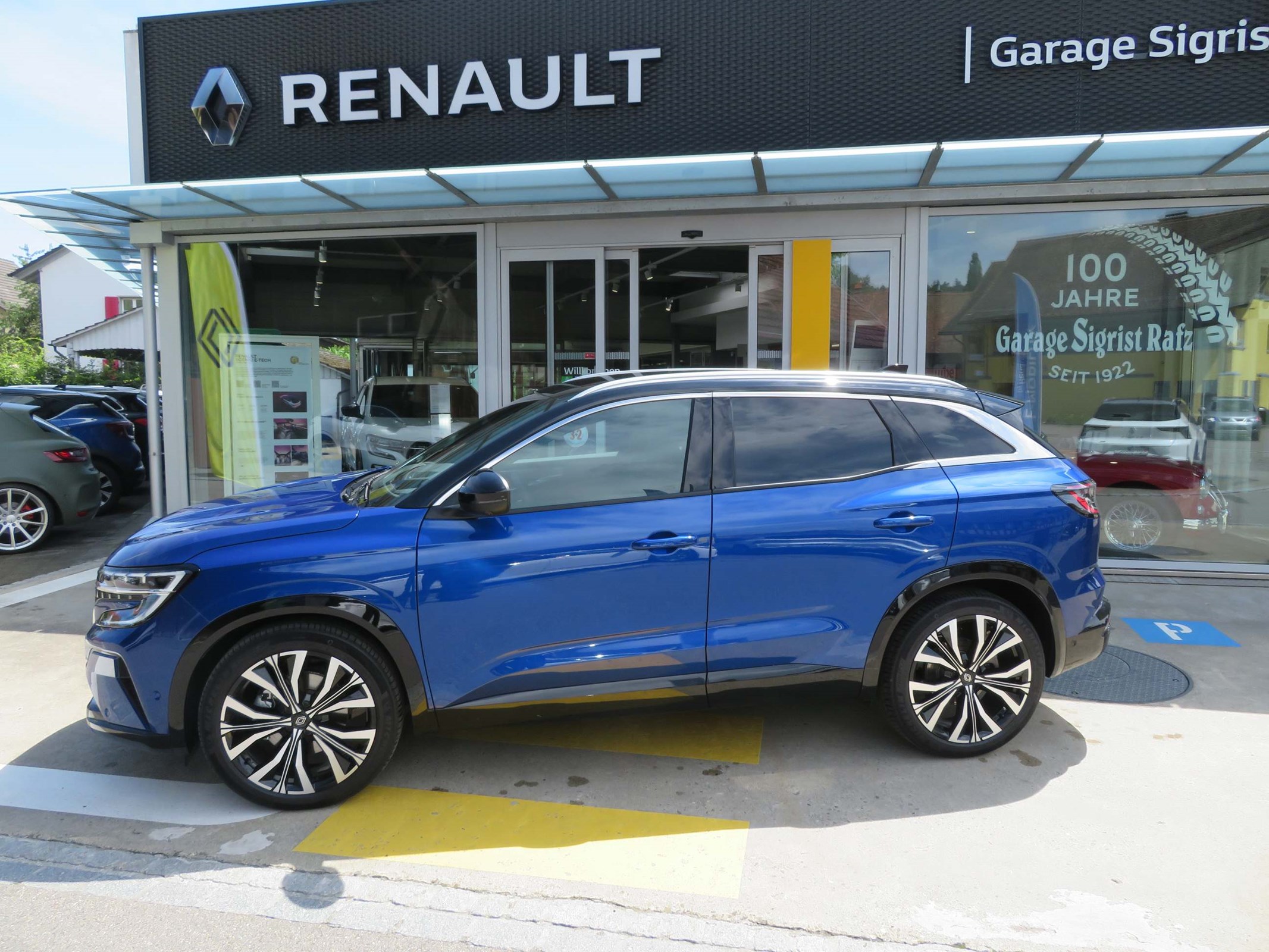 RENAULT Austral 1.2 E-Tech iconic