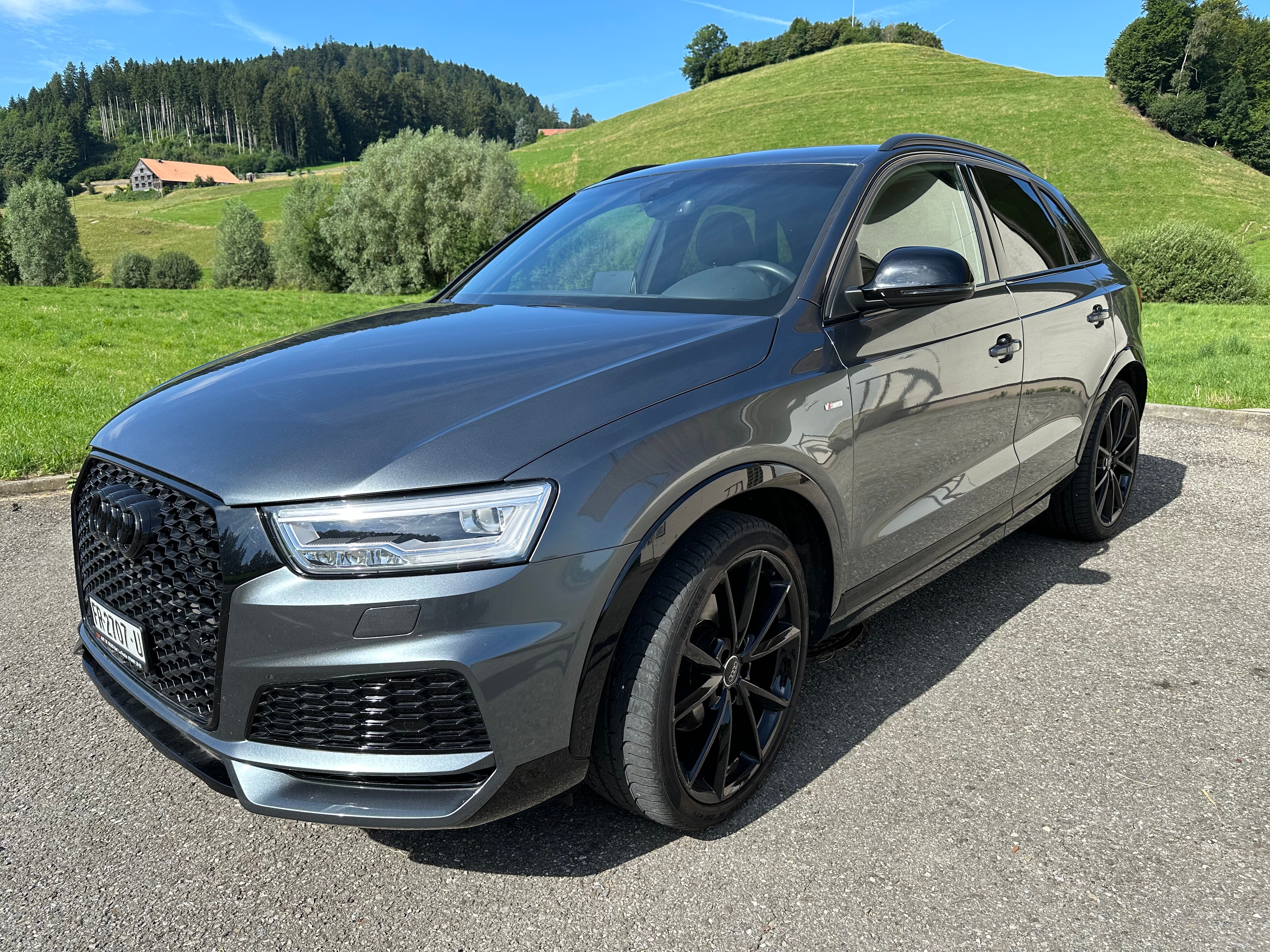 AUDI Q3 2.0 TFSI sport quattro S-tronic