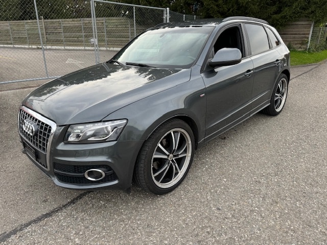 AUDI Q5 2.0 TFSI quattro S-tronic